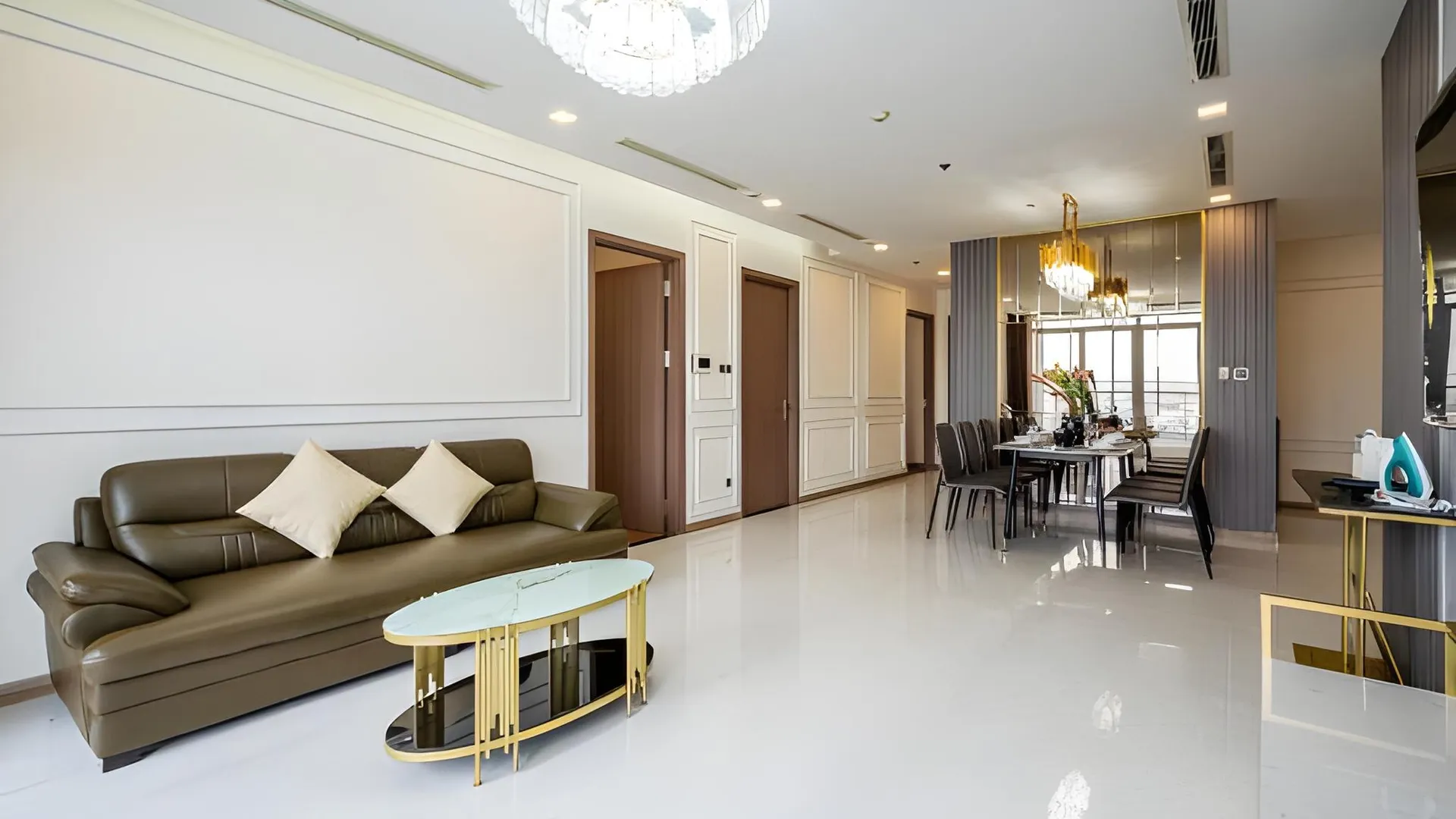 호치민 랜드마크 플러스 레지던스 럭셔리 스위트 5성급 호텔 로비