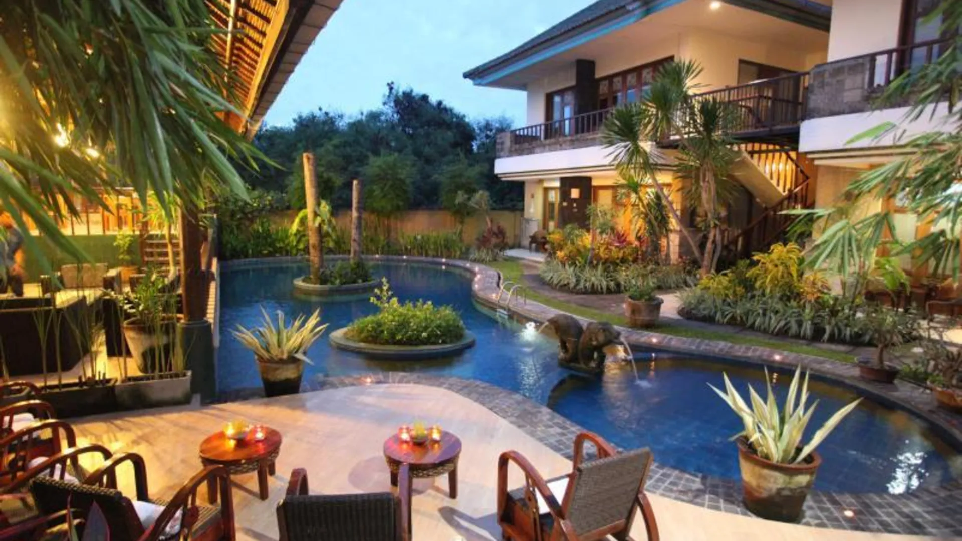 발리 사누르 씨뷰 호텔 3성급 호텔 객실