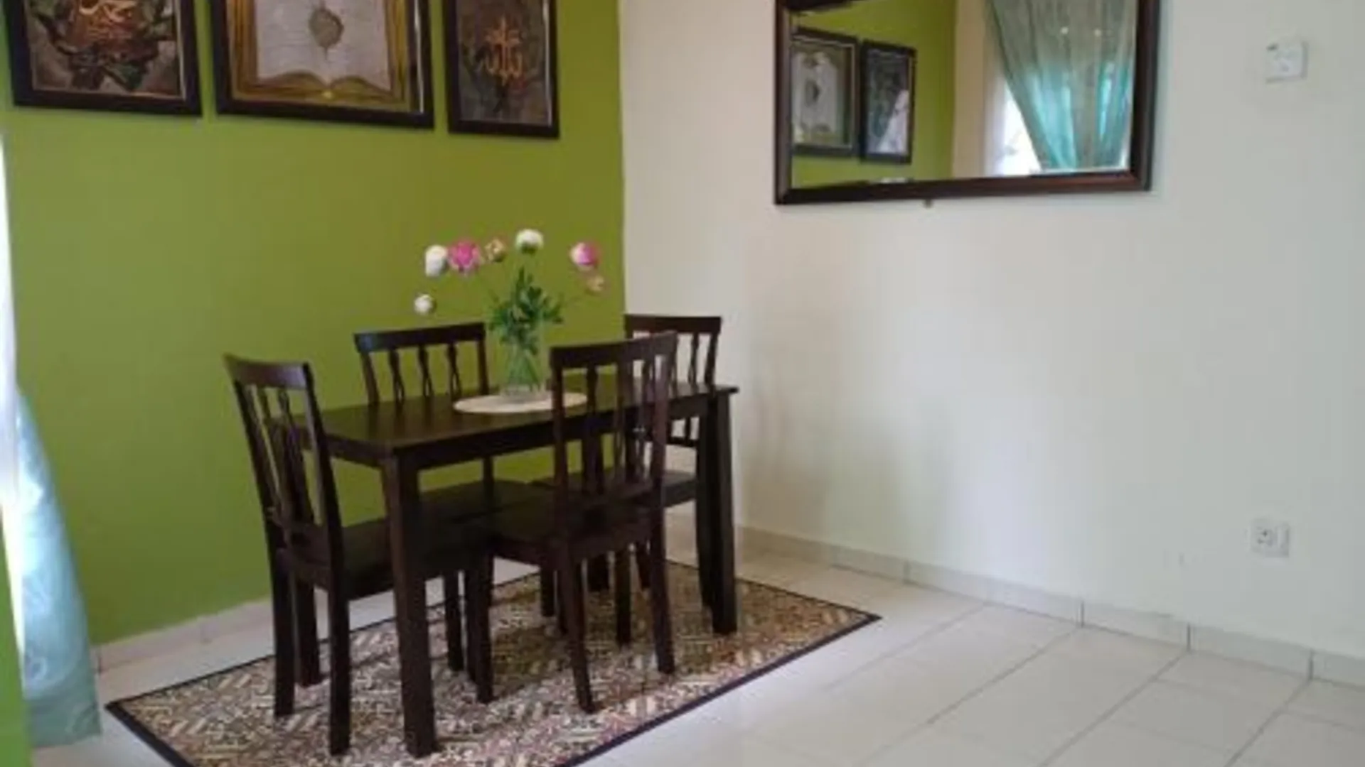 탄종 말림 (페락) 탄종 말림의 프라이빗 하우스 (93m², 침실 3개, 프라이빗 욕실 3개) 3성급 게스트하우스 외관