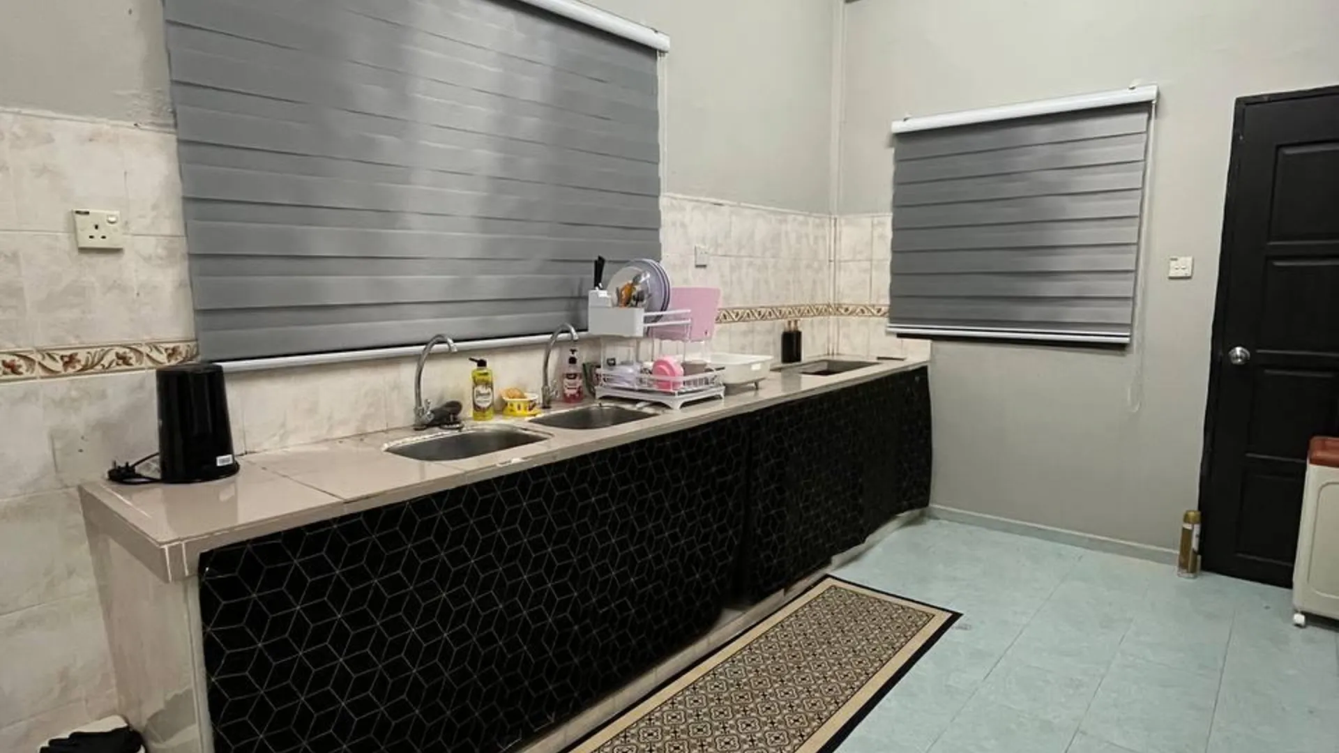 추카이 깜풍 막 칠리의 프라이빗 하우스 (m², 침실 3개, 프라이빗 욕실 2개) 3성급 게스트하우스 로비