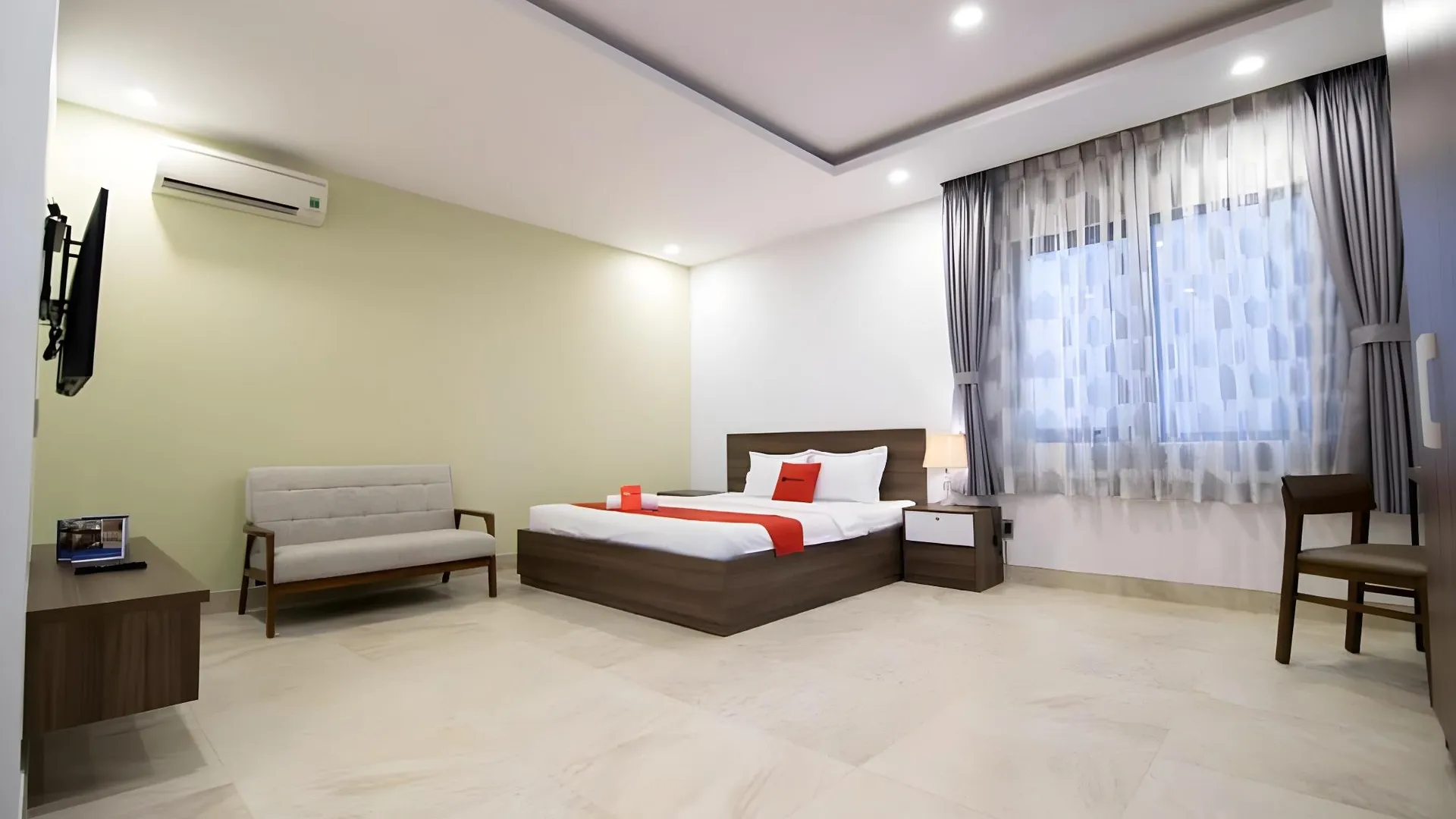 호치민 아하 레지던스 호텔 4성급 호텔 스위트룸