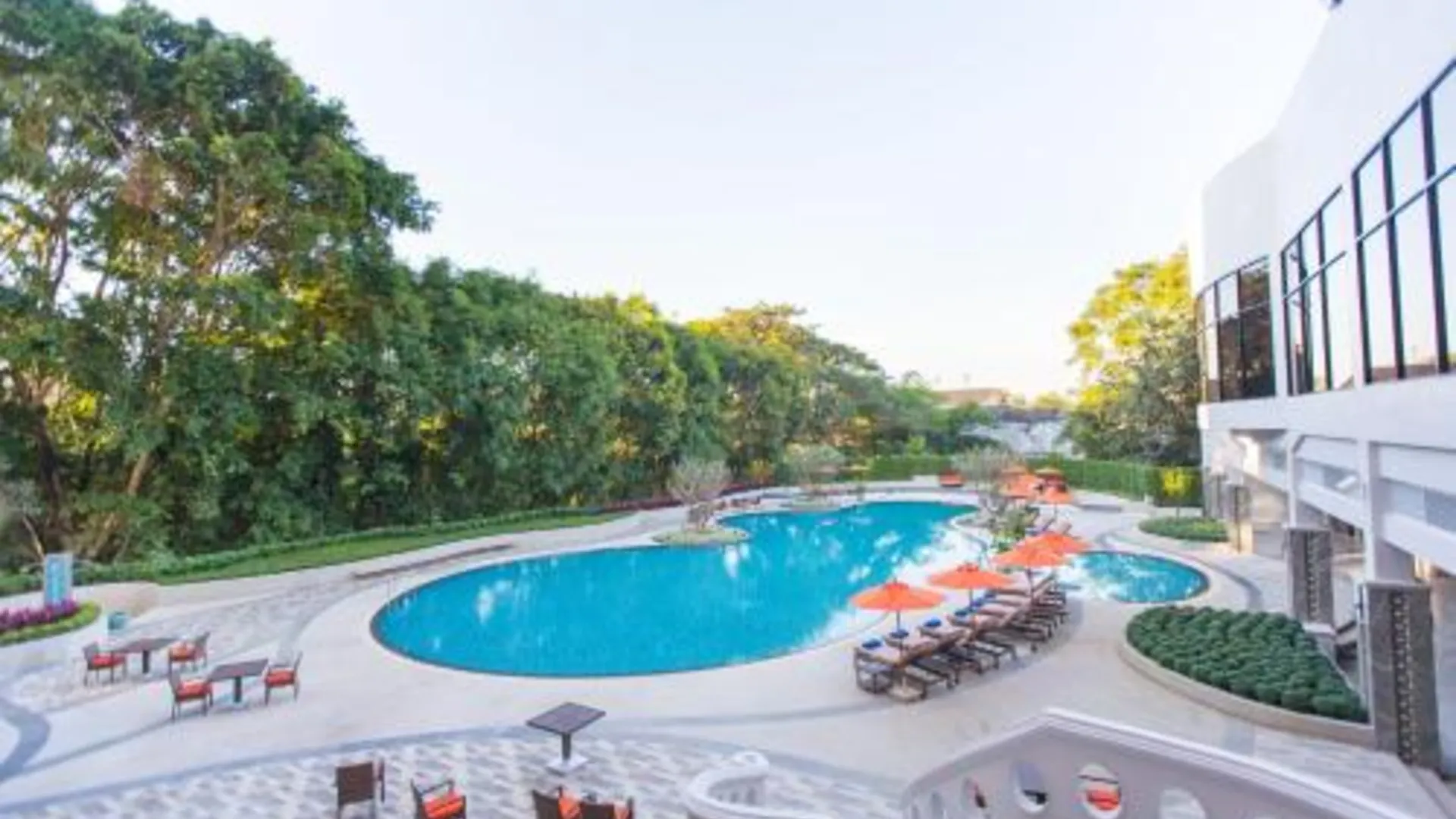 치앙라이 더 헤리티지 치앙라이 호텔 앤 컨벤션 4성급 호텔 수영장