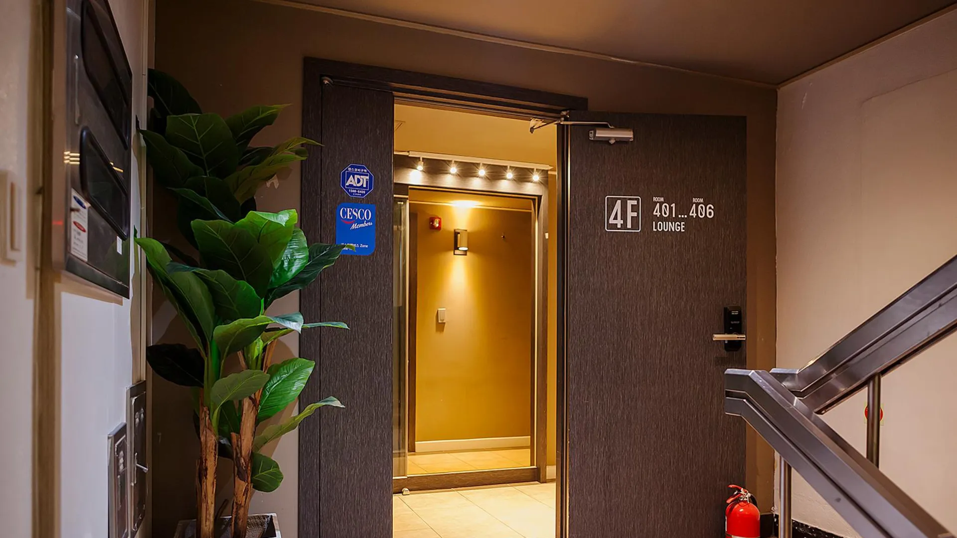 부산 미호재 부산역점 5성급 호텔 외관