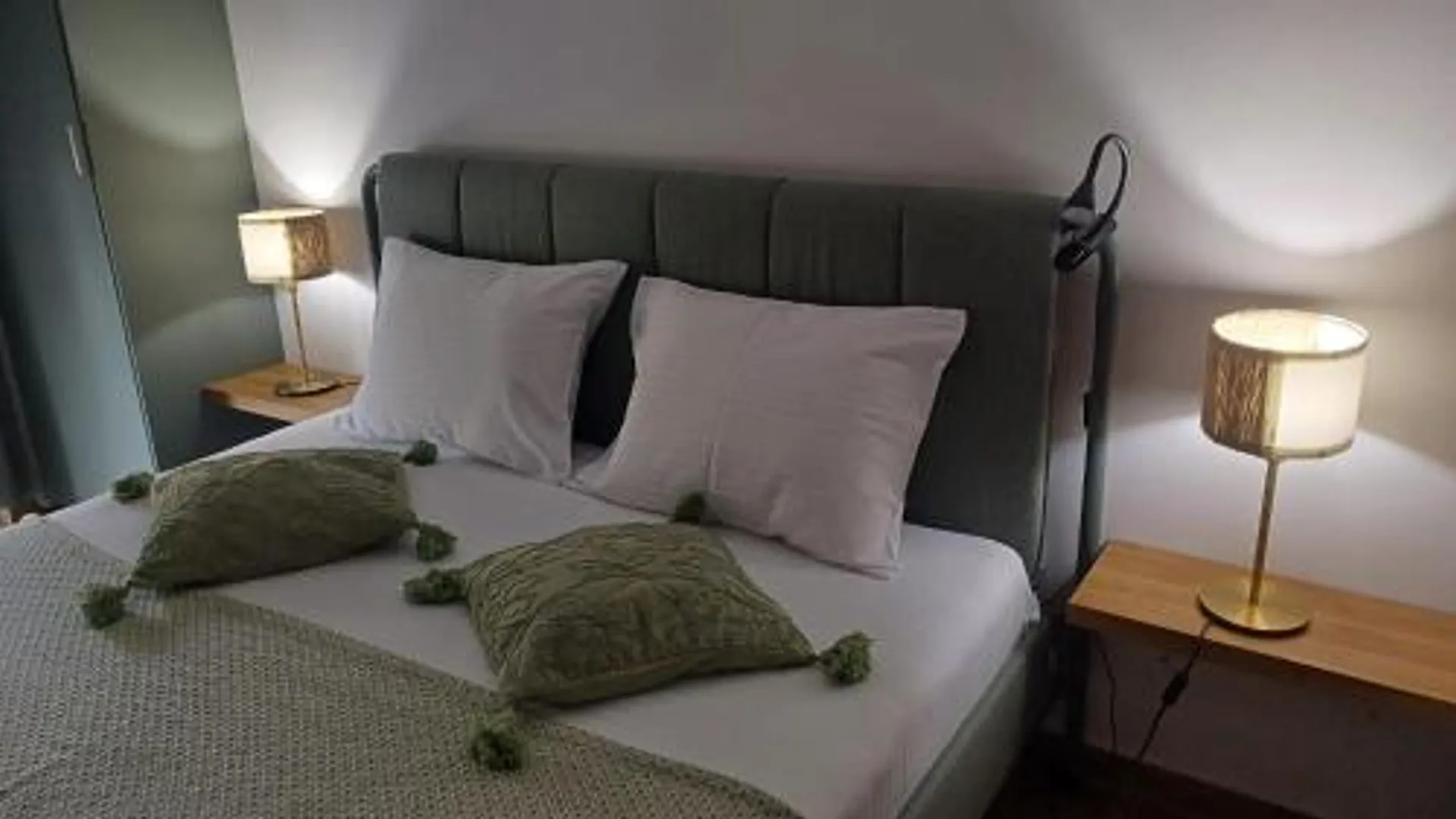 벨리코 그라디스테 Code3 Srebrno Jezero 3성급 싱글룸 스위트룸