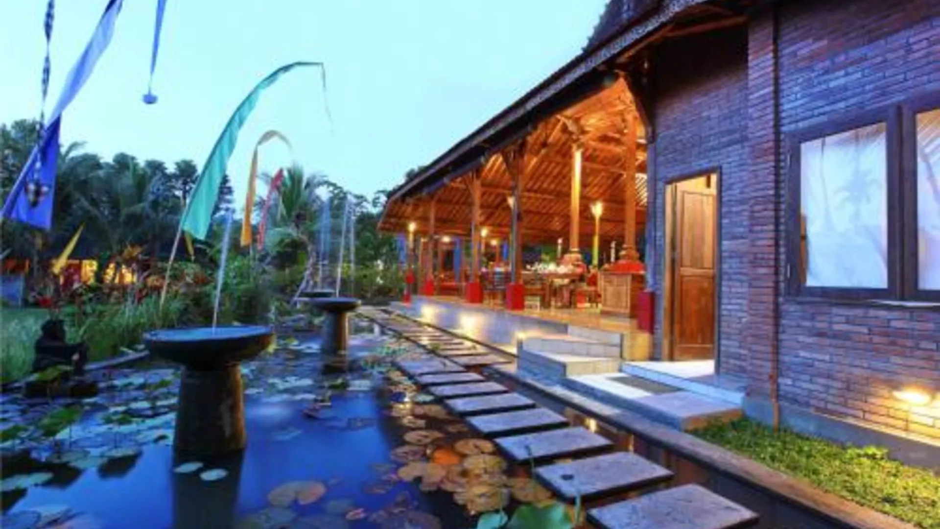 발리 우붓 헤븐 페네스타난 빌라 4성급 호텔 수영장