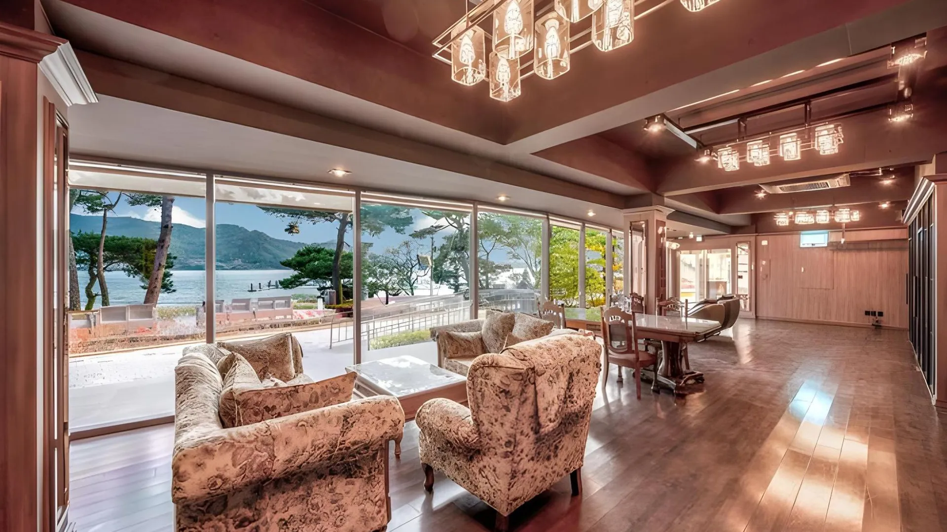 고성 한산 마리나 리조트 고성 3성급 호텔 로비