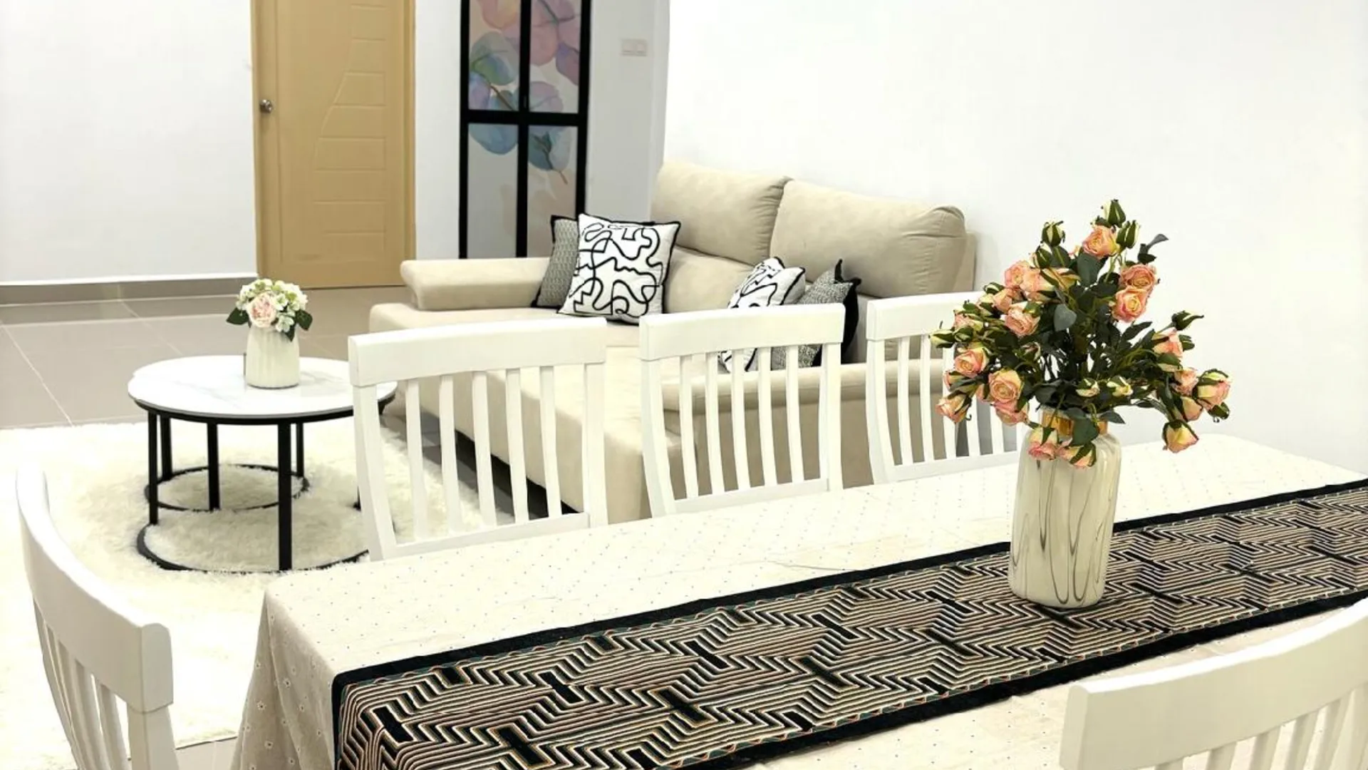 둥군 둥근의 프라이빗 하우스 (1700m², 침실 3개, 프라이빗 욕실 3개) 2성급 싱글룸 부대시설