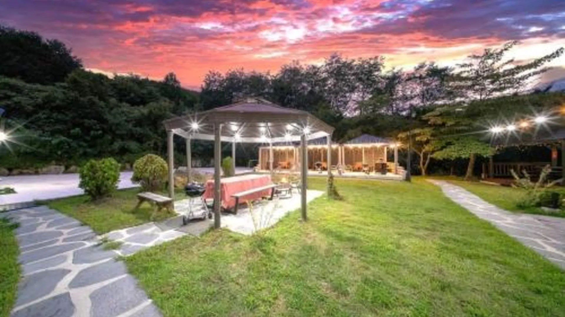 양양 양양 하조대 에코하임 사계절 온수풀 앤 스파펜션 3성급 게스트하우스 객실