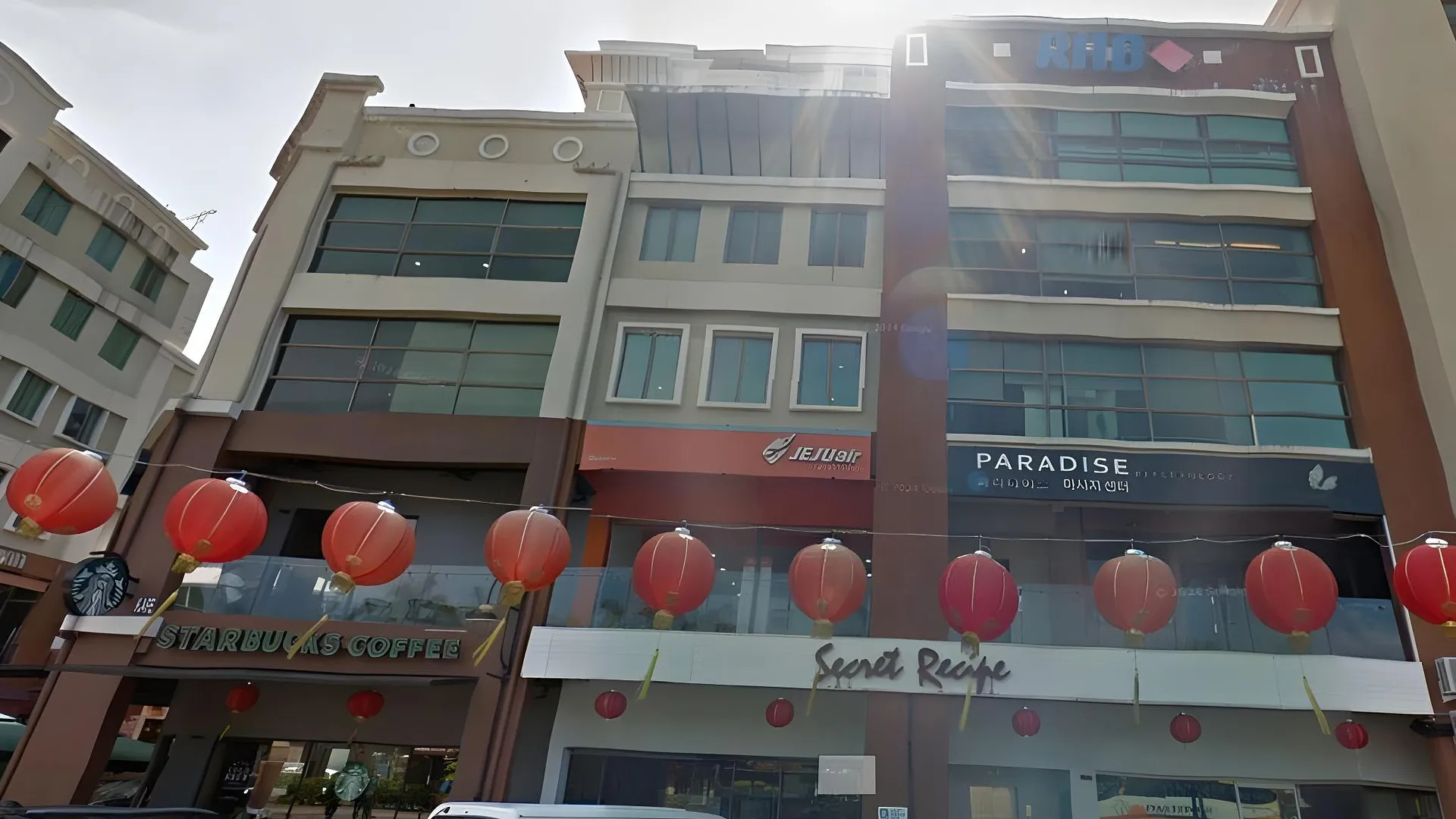 코타키나발루 씨뷰 캡슐 호텔 2성급 호텔 수영장