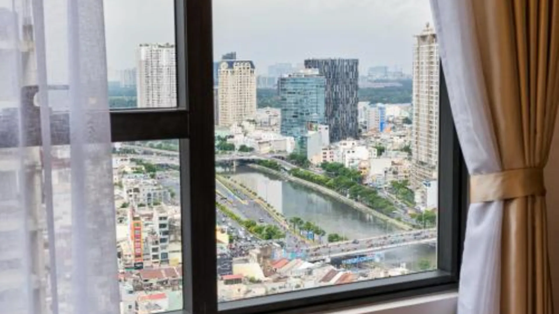 호치민 Smile Home - SOHO Apartment balcony - Modern comfortable 4성급 호텔 객실