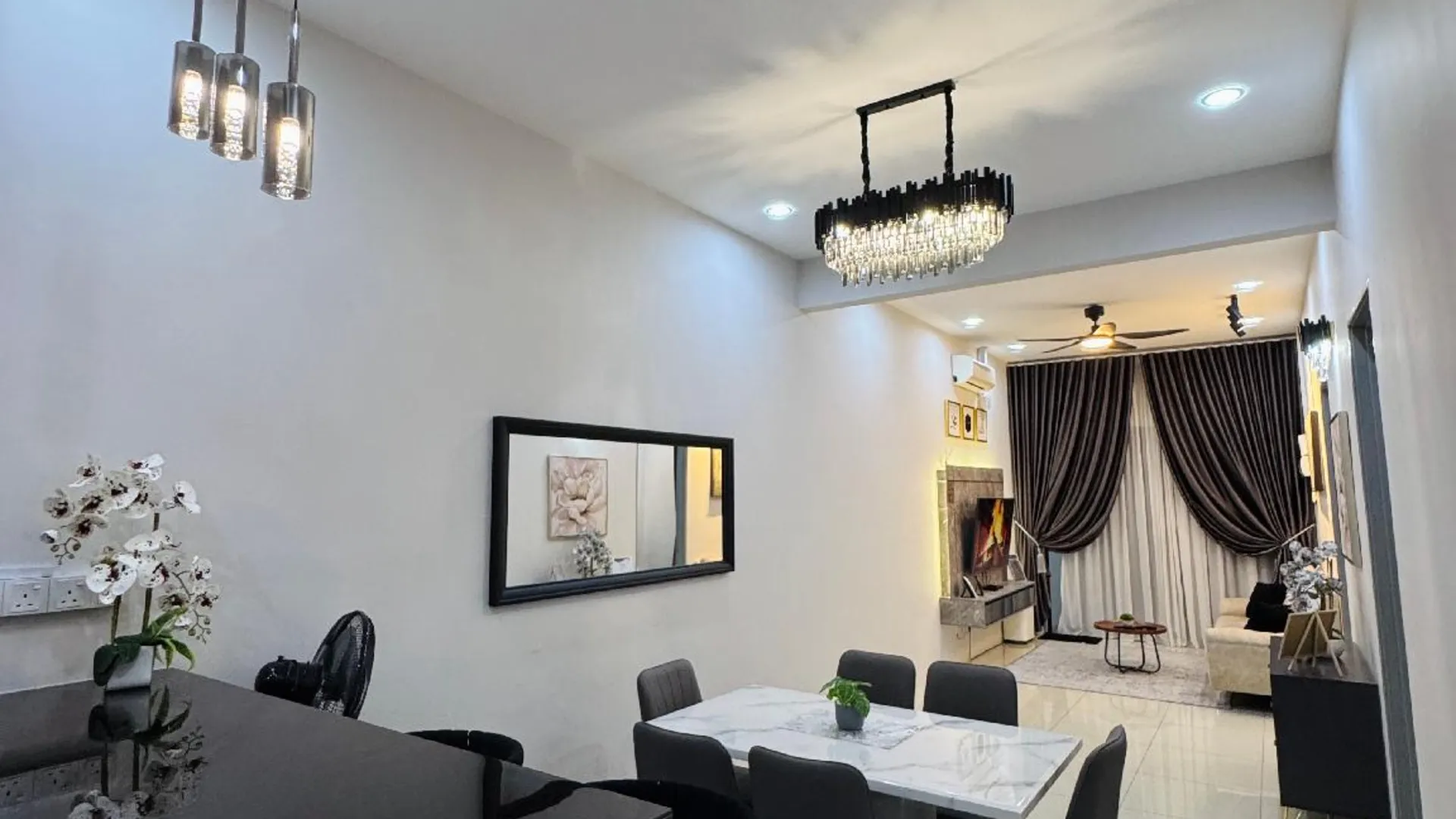 이포 탄중 람부탄의 프라이빗 하우스 (1000m², 침실 3개, 프라이빗 욕실 2개) 3성급 싱글룸 로비