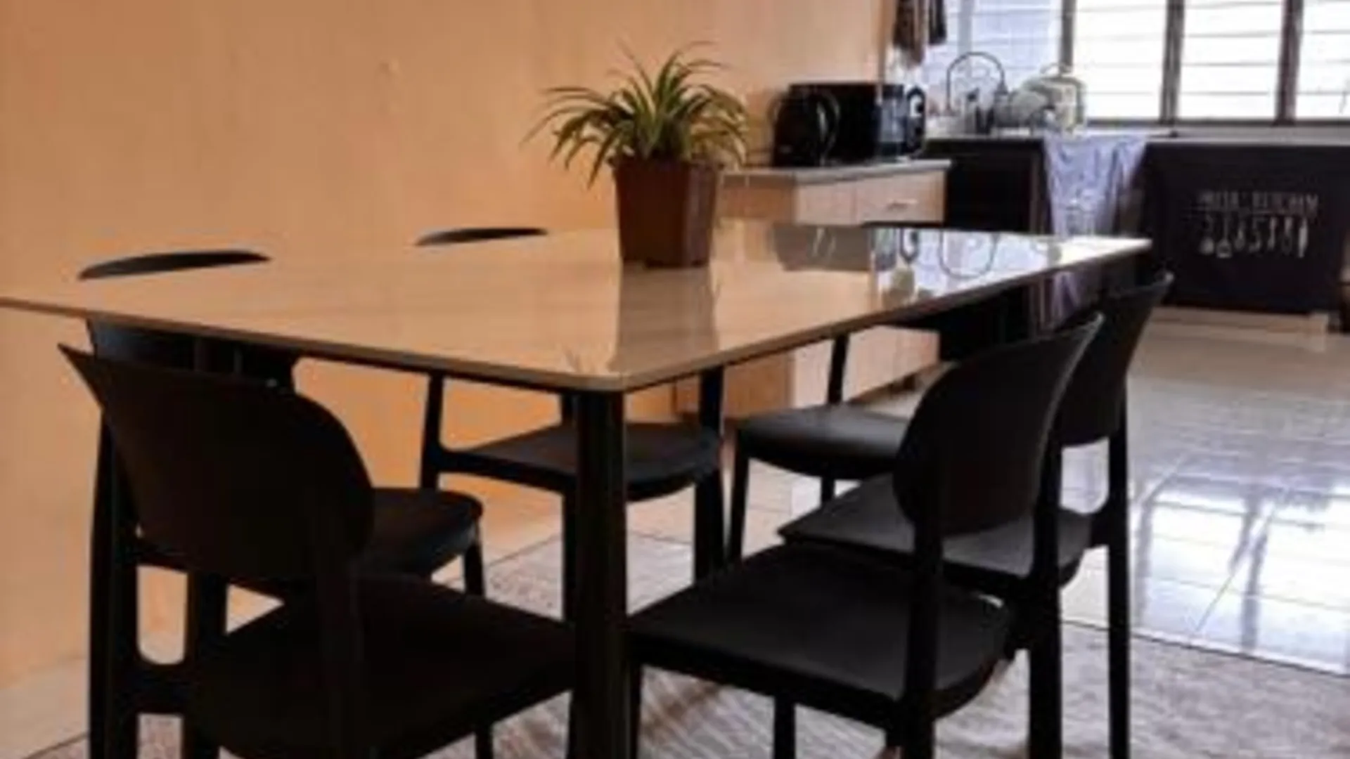 숭가이 페타니 숭아이 페타니 센트럴 의 프라이빗 하우스 (m², 침실 3개, 프라이빗 욕실 2개) 4성급 게스트하우스 로비