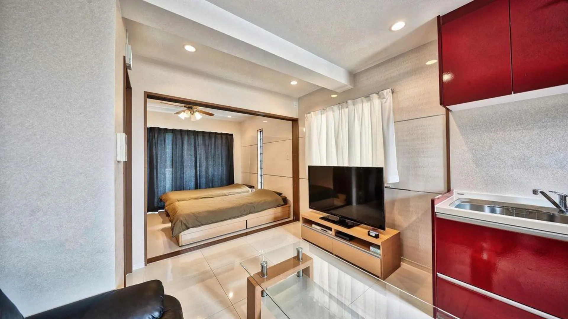 오키나와 본섬 테라스 리조트 기노완 2성급 호텔 객실