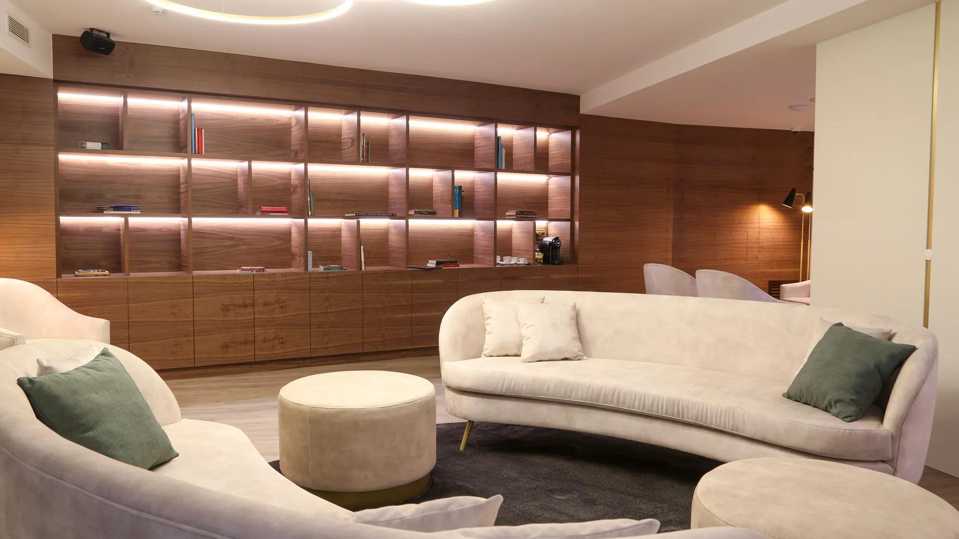 리스본 빈치 알파마 4성급 호텔 전망