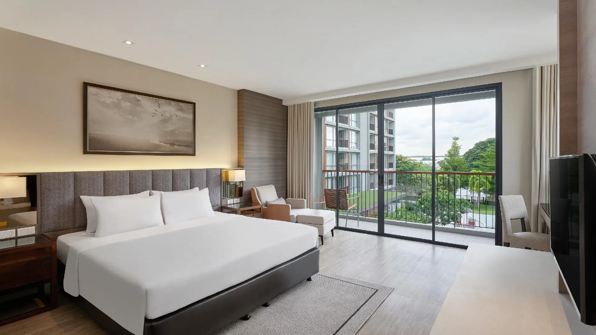 방콕 더 파크 나인 호텔 수완나품 5성급 호텔 스위트룸