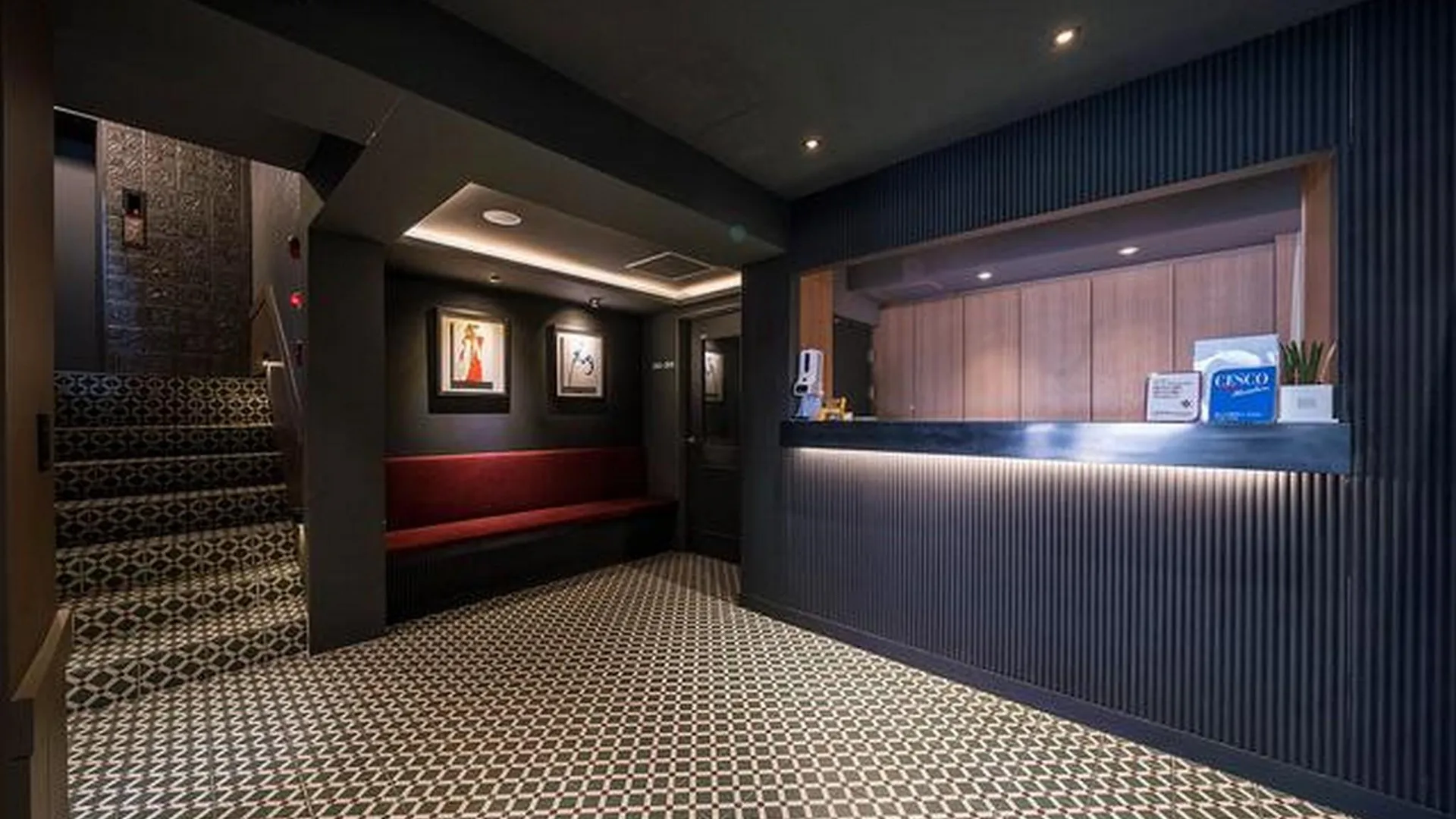 서울 넘버25 신촌점 1성급 호텔 외관