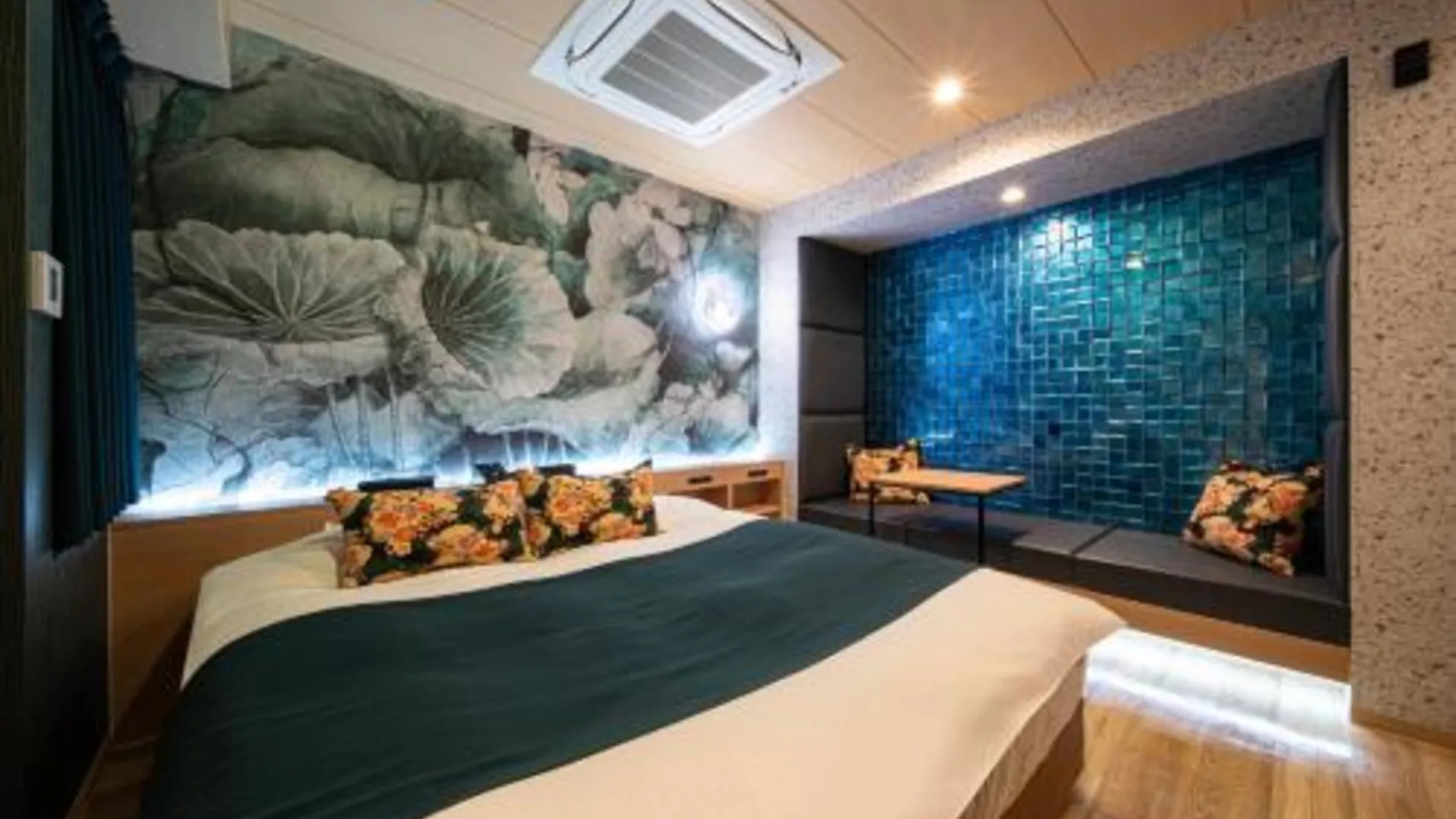 오사카 호텔 파이브 -성인 전용- 4성급 호텔 전망