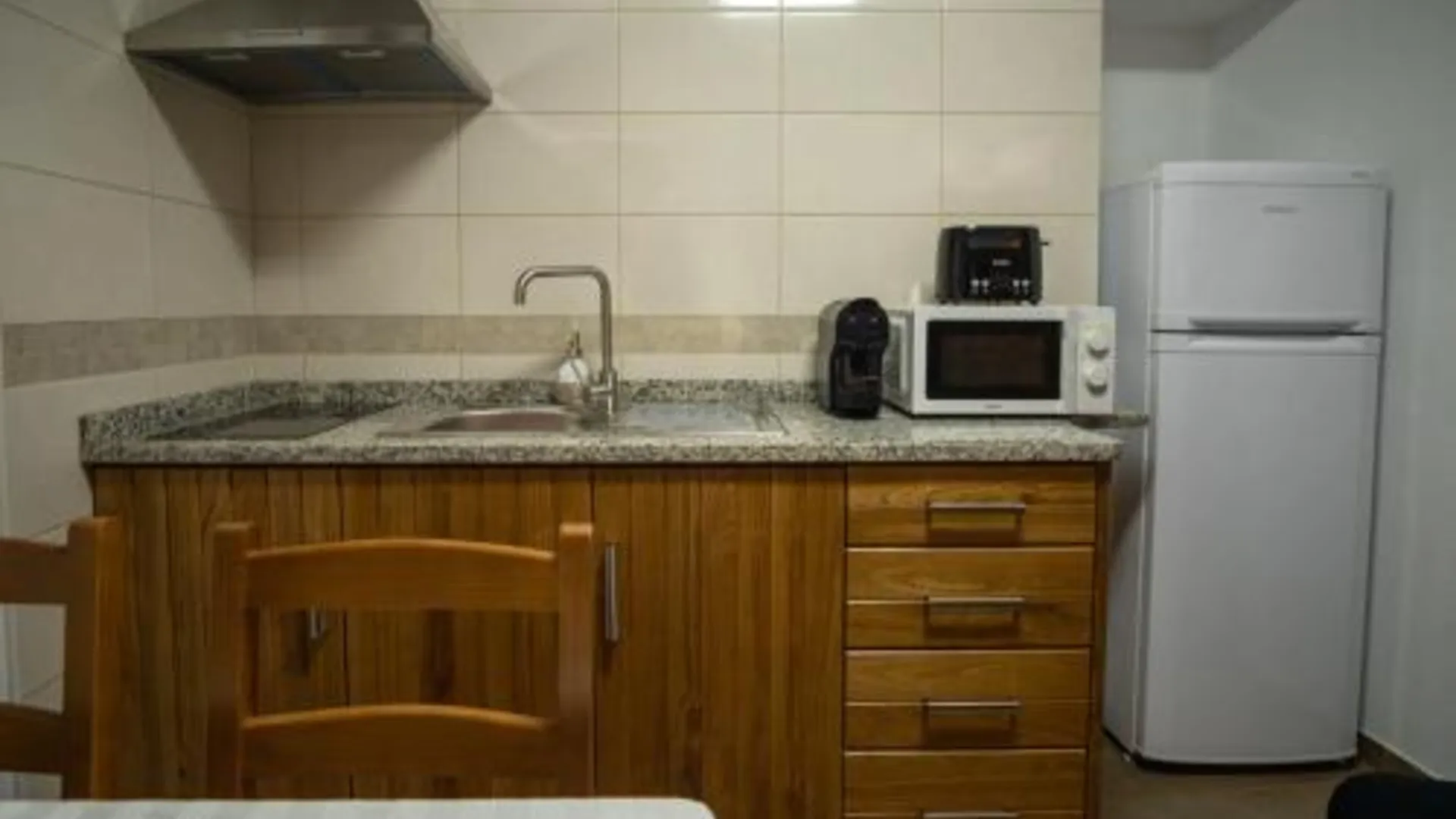 에스트레이토 Casa das Ruas (Xisto Sentido®) 3성급 게스트하우스 수영장