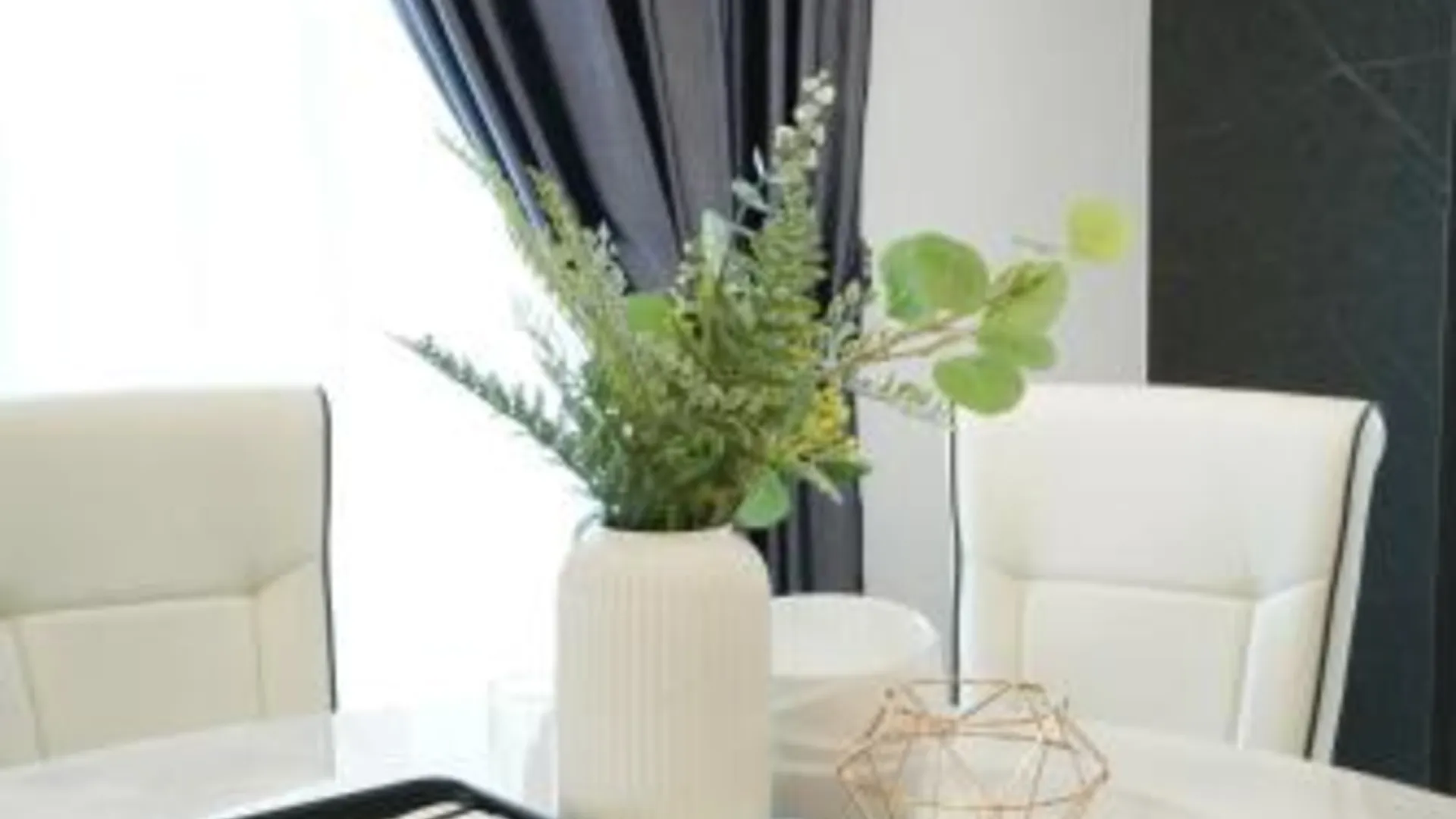 데사루 반다르 페나와르의 프라이빗 하우스 (194m², 침실 4개, 프라이빗 욕실 3개) 3성급 싱글룸 객실