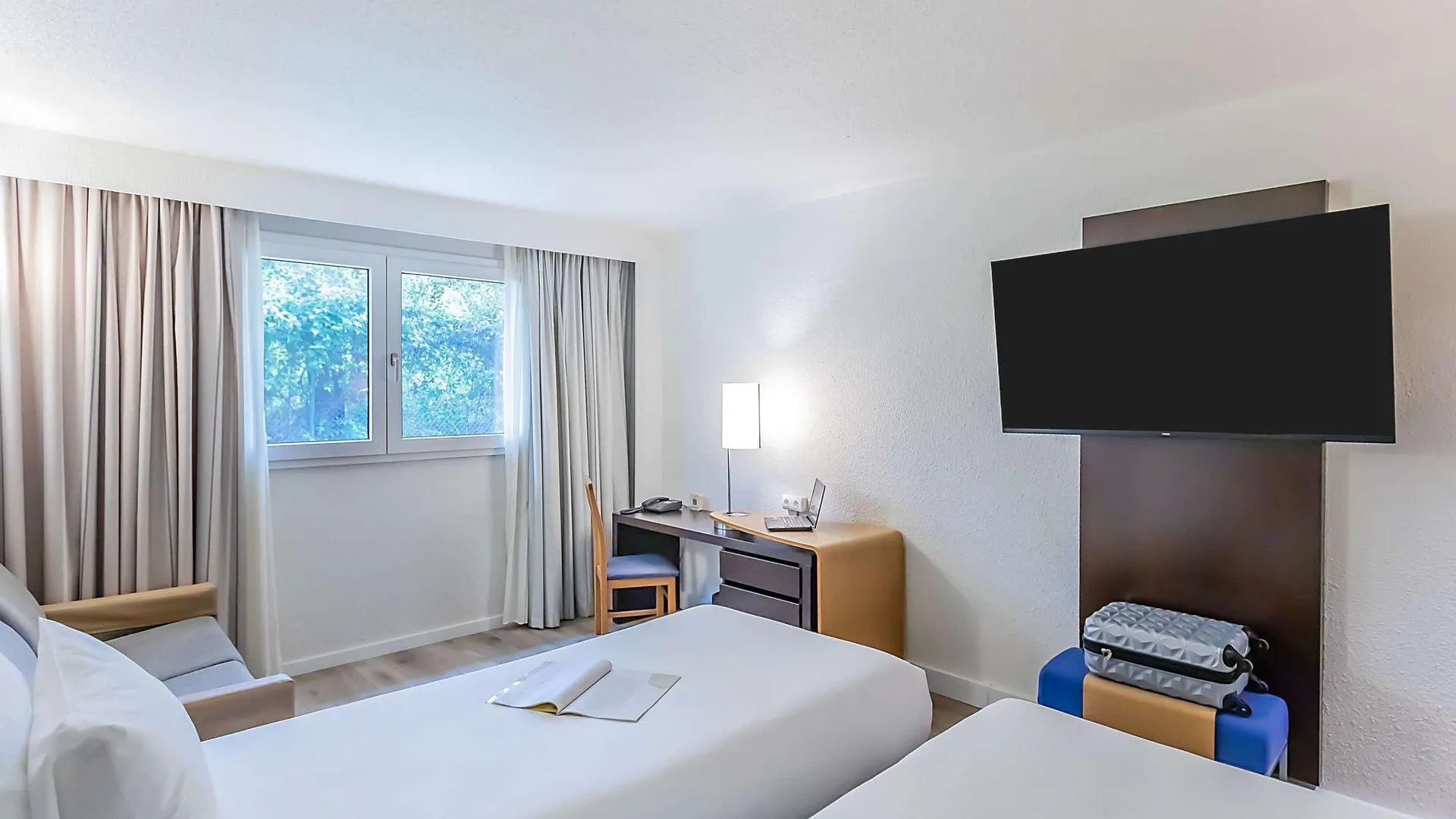 세투발 노보텔 세투발 4성급 호텔 스위트룸