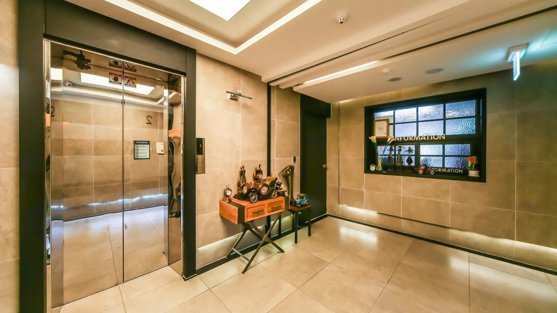 창원 창원 팔용동 수 호텔 로비