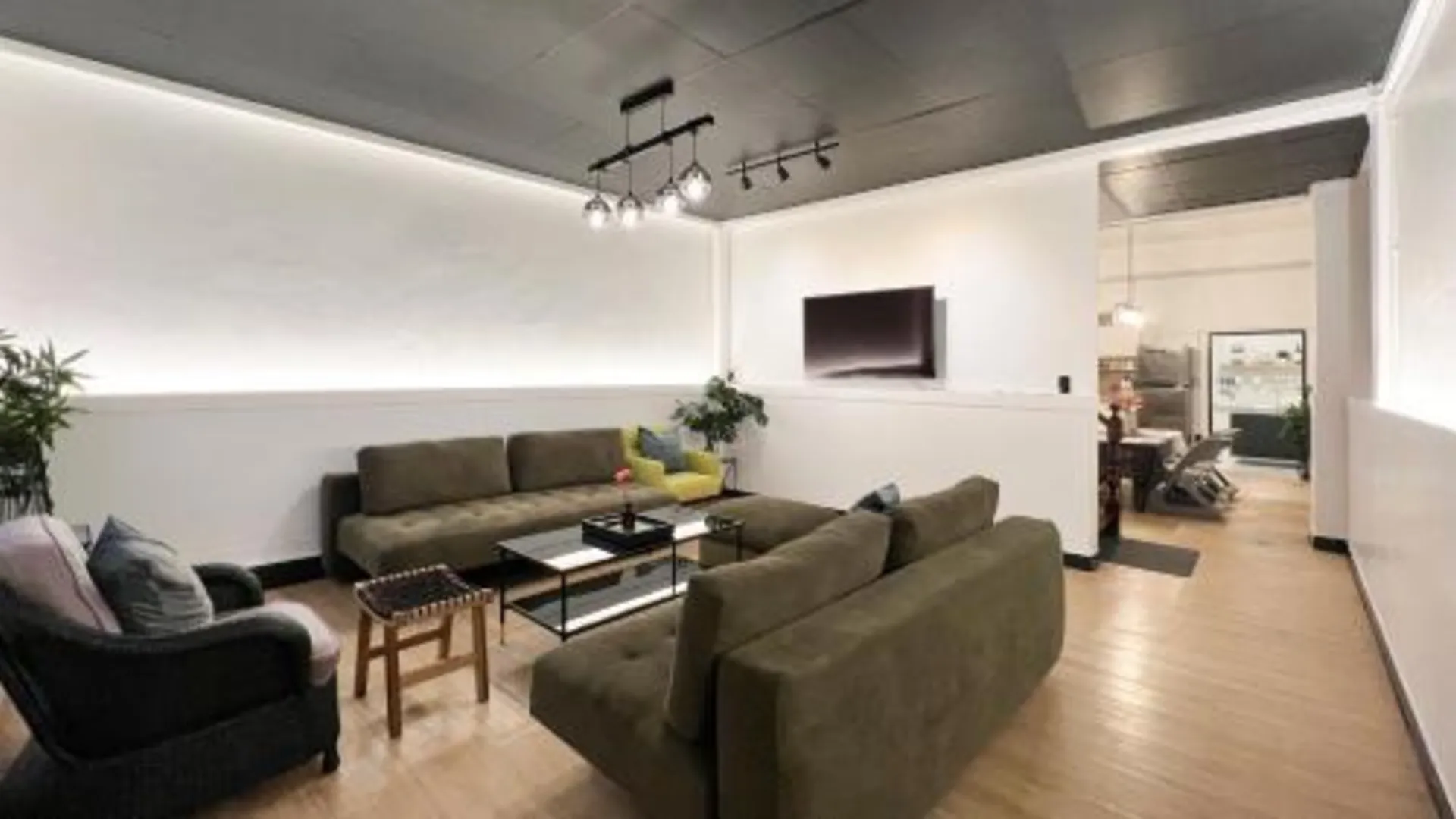 방콕 느뵈 프리미어 레지던스 4성급 게스트하우스 외관