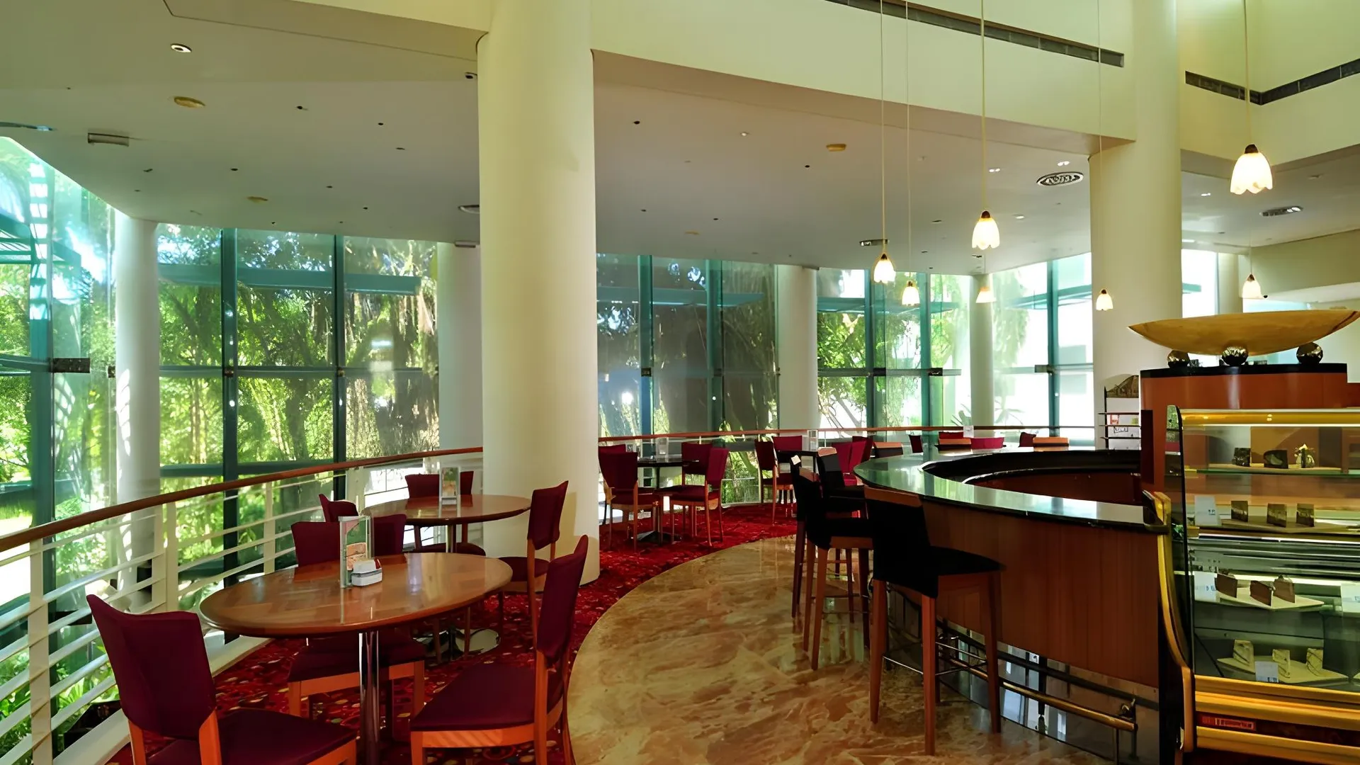 빈툴루 파크시티 에벌리호텔 빈툴루 4성급 호텔 수영장