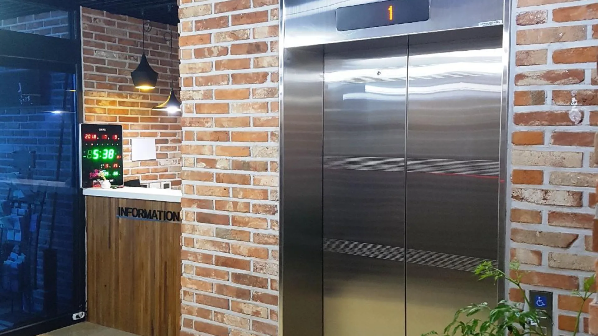 서울 베니키아 호텔 카카오 3성급 호텔 로비