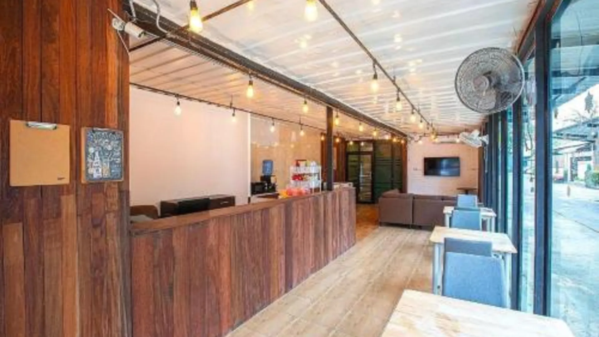 방콕 마이 코쿤 호스텔 แจ้งวัฒนะ 2성급 호텔 외관