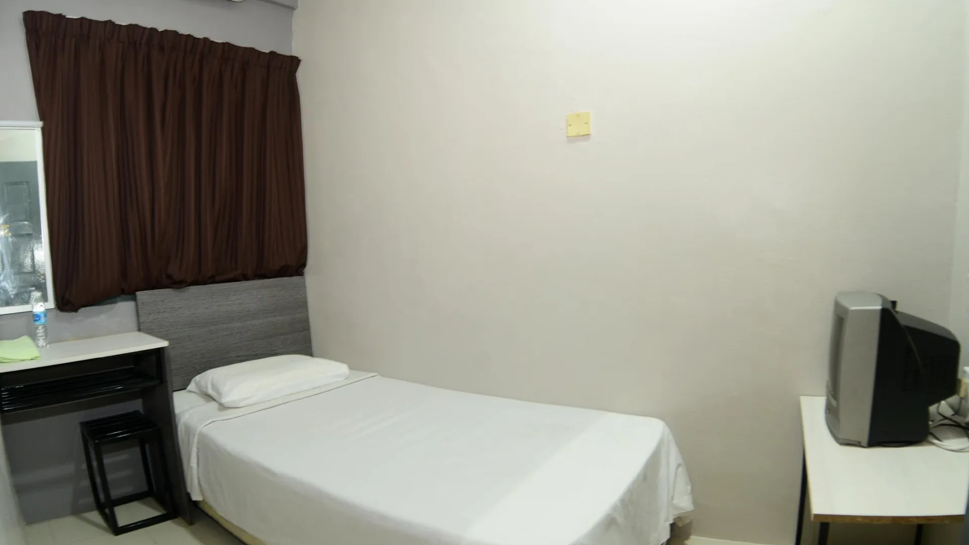 쿠알라 리피스 폴리 스타 호텔 호텔 객실