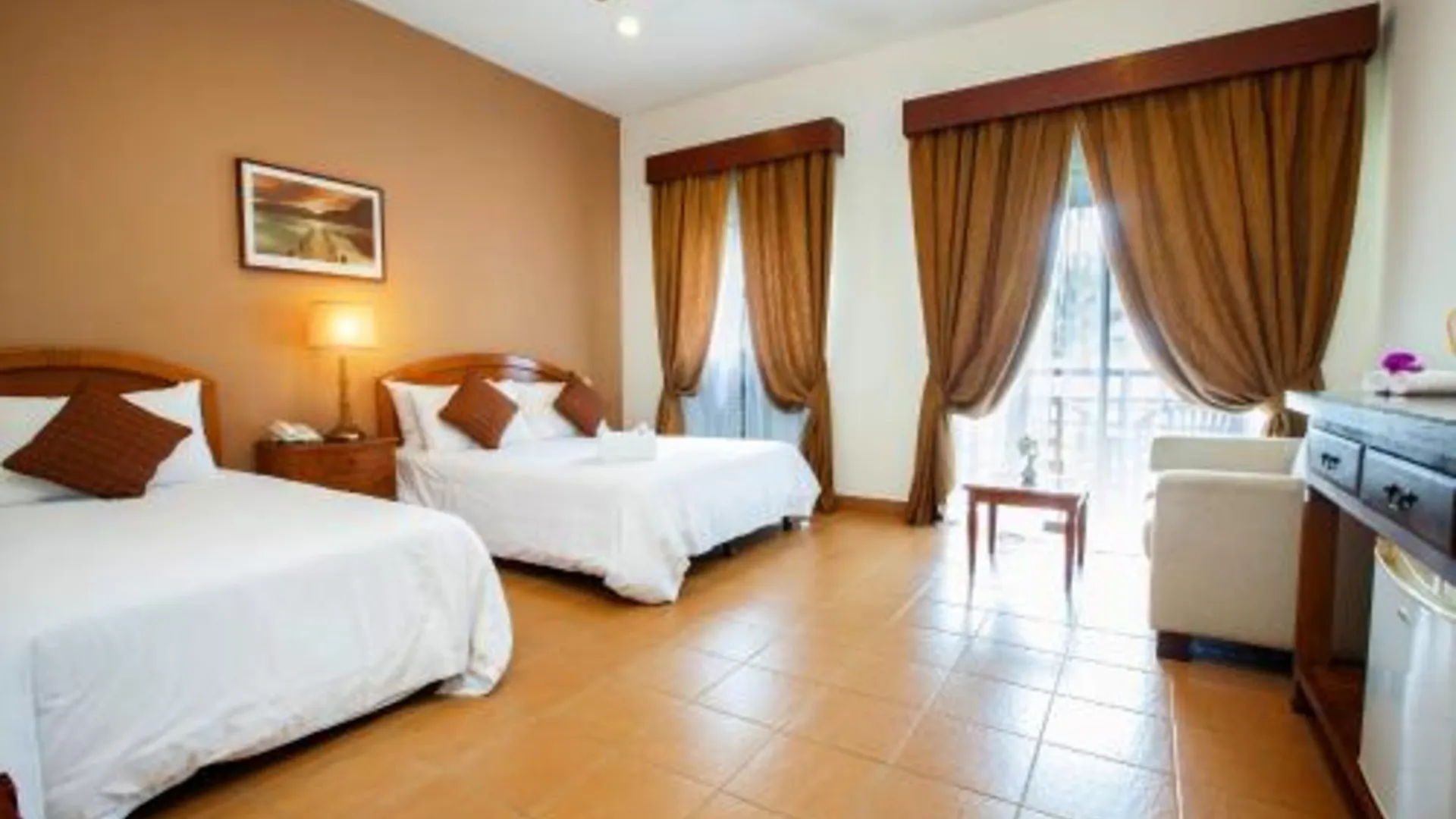 반팅 빌레아 모립 3성급 호텔 스위트룸