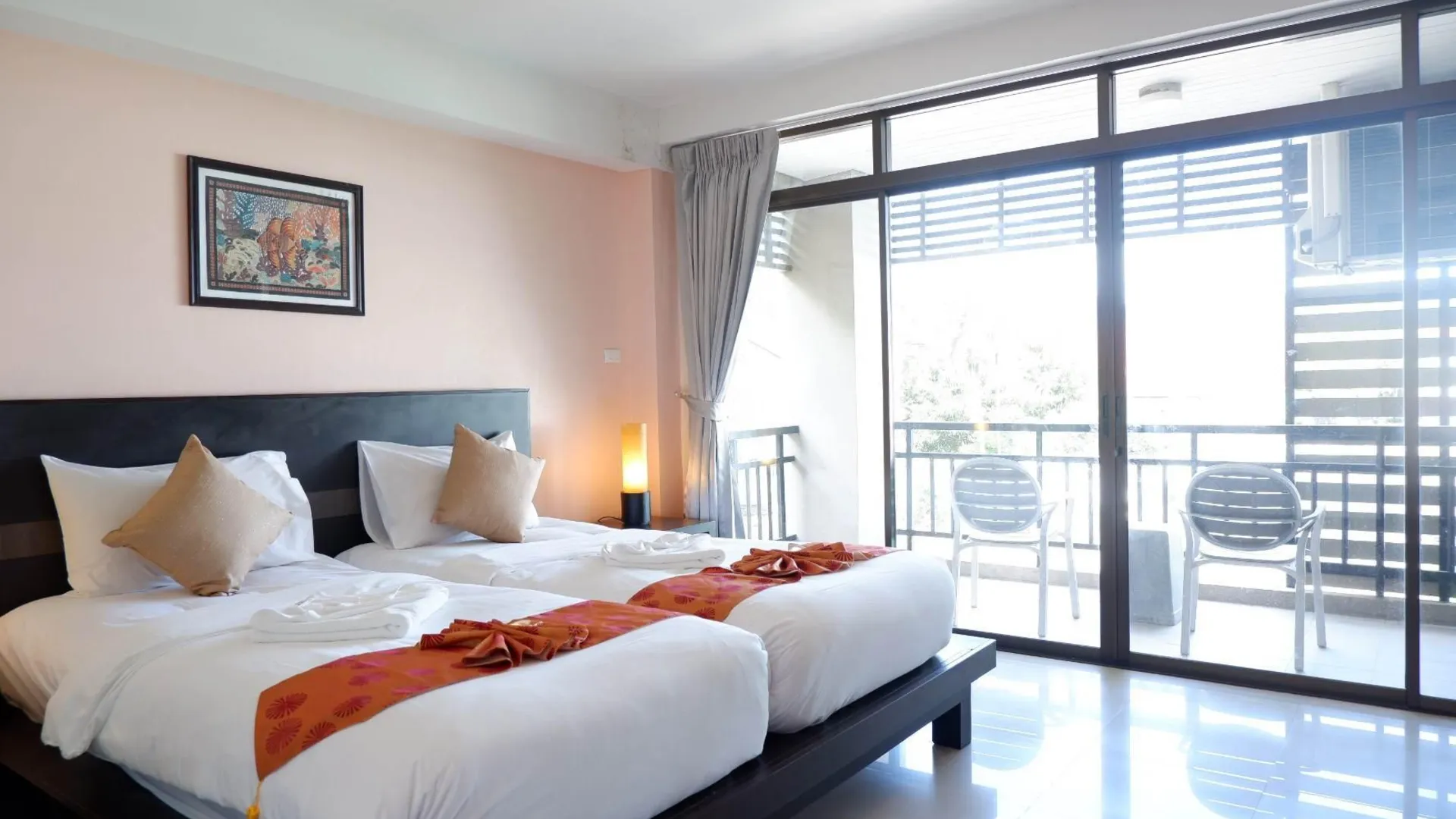 푸켓 라따나 레지던스 탈랑 2성급 호텔 전망