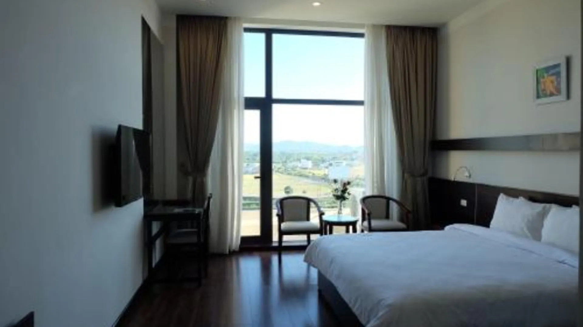 꼰뚬 인도차인 호텔 3성급 호텔 스위트룸