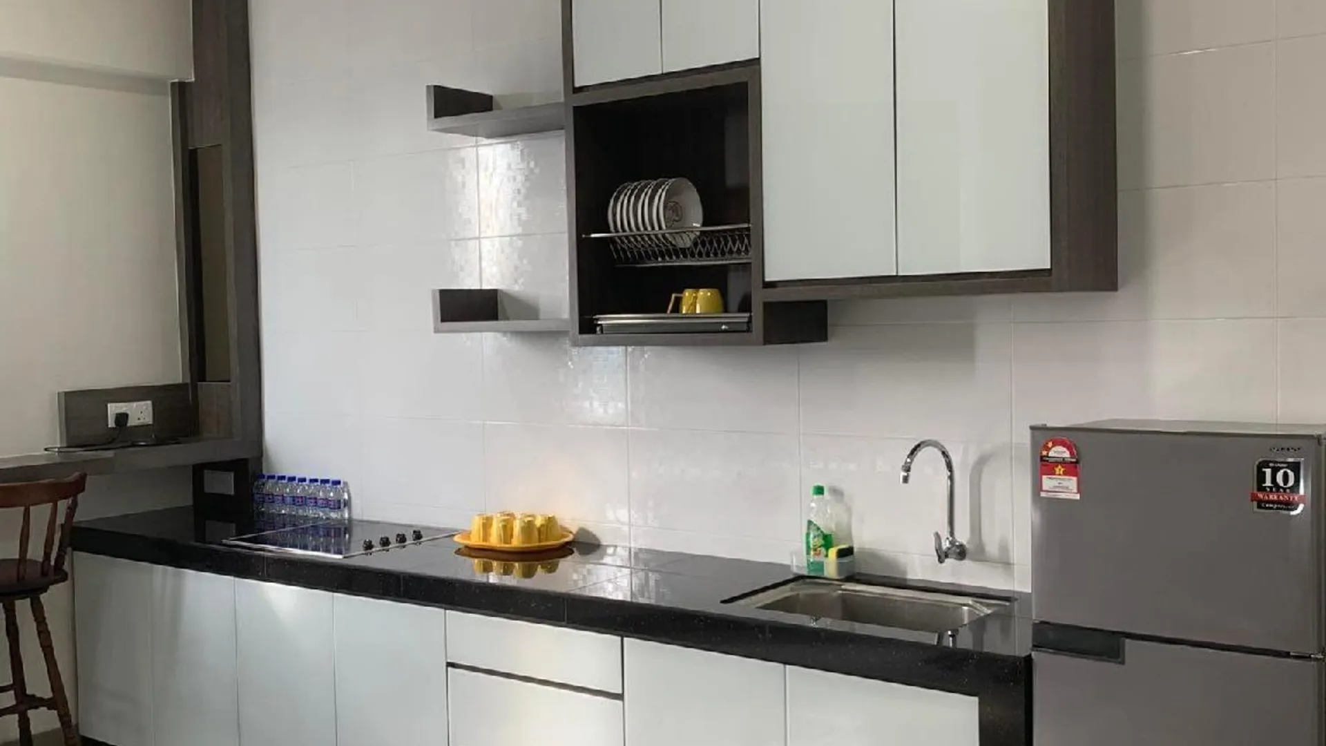 이포 캄풍 자와의 아파트먼트 (94m², 침실 2개, 프라이빗 욕실 2개) 4성급 싱글룸 레스토랑