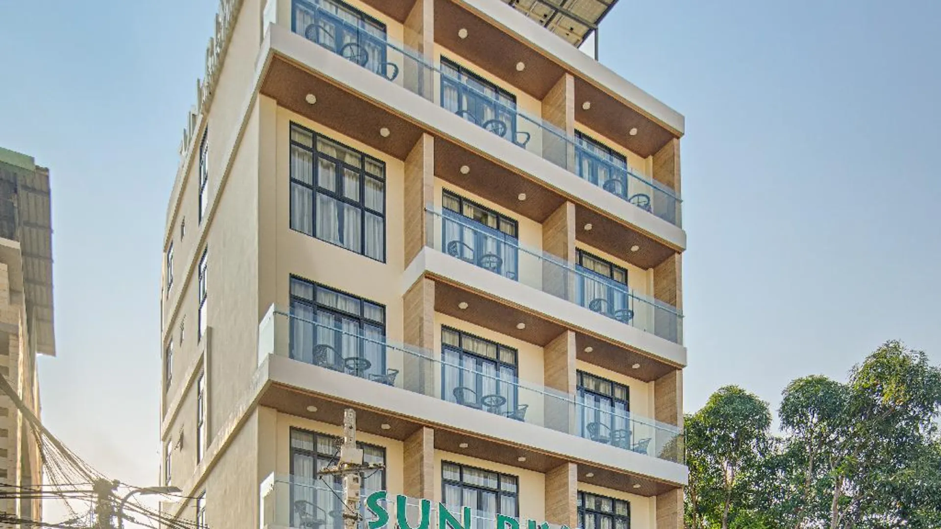 다낭 선 리버 호텔 앤 아파트먼트 4성급 호텔 레스토랑