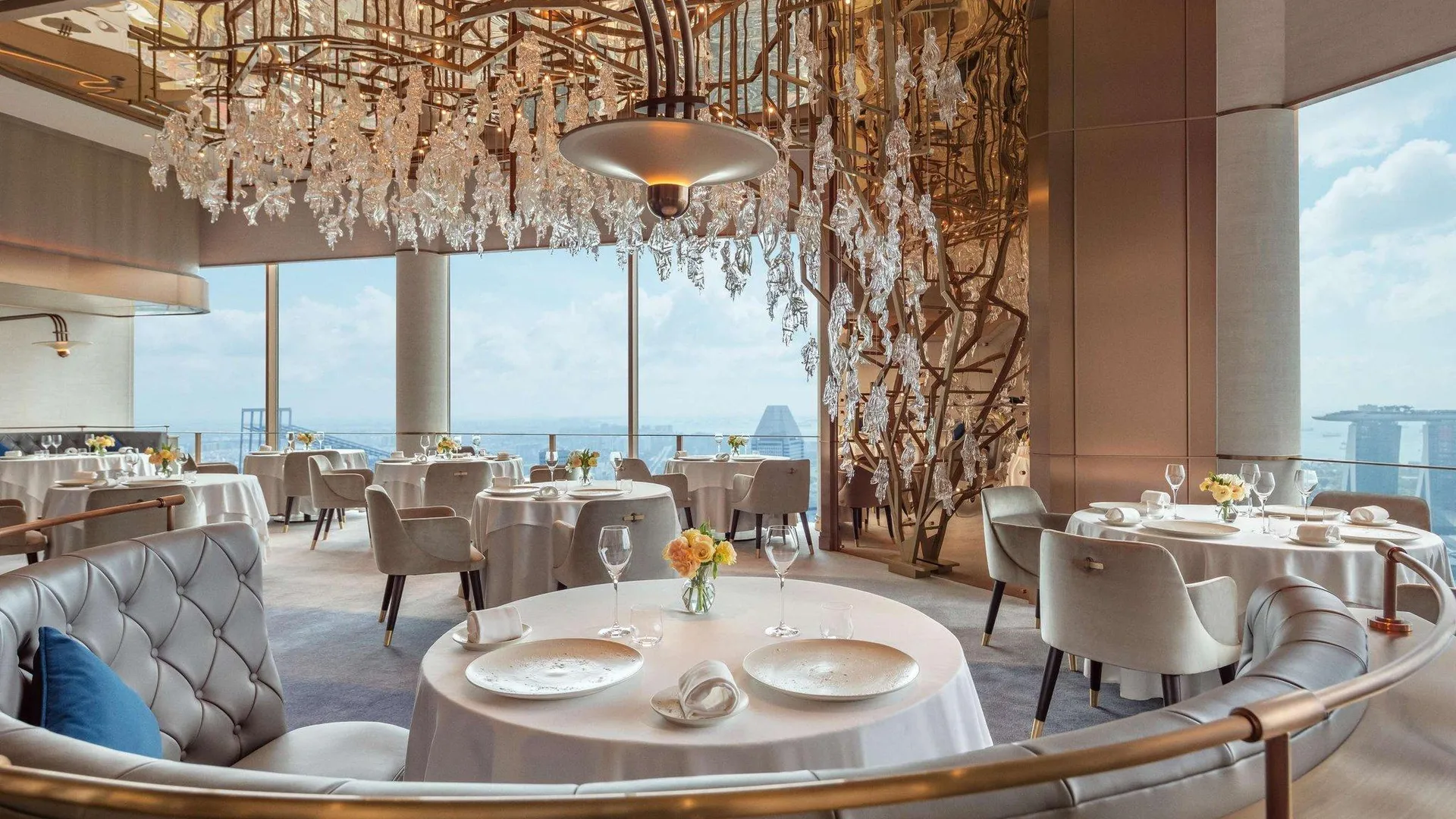 싱가포르 스위소텔 더 스탬포드 싱가포르 5성급 호텔 부대시설