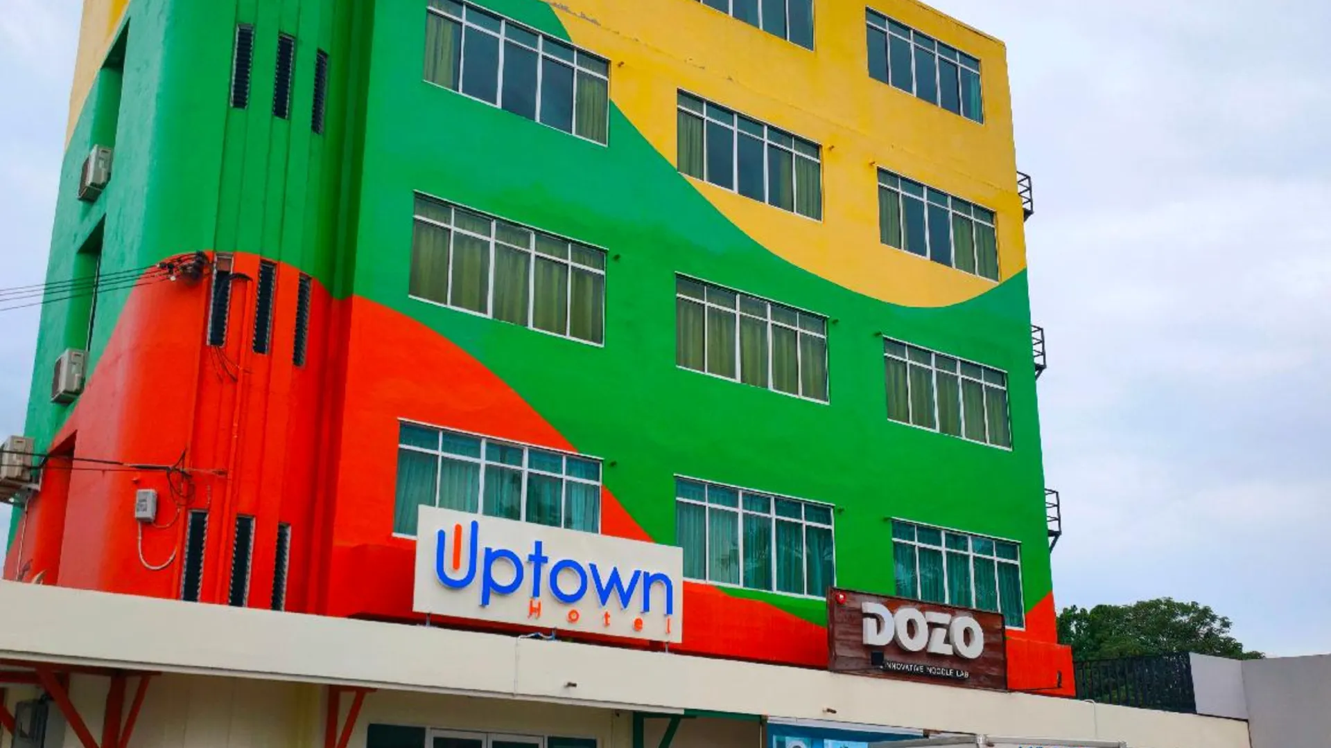 셈포르나 업타운 호텔 3성급 호텔 객실