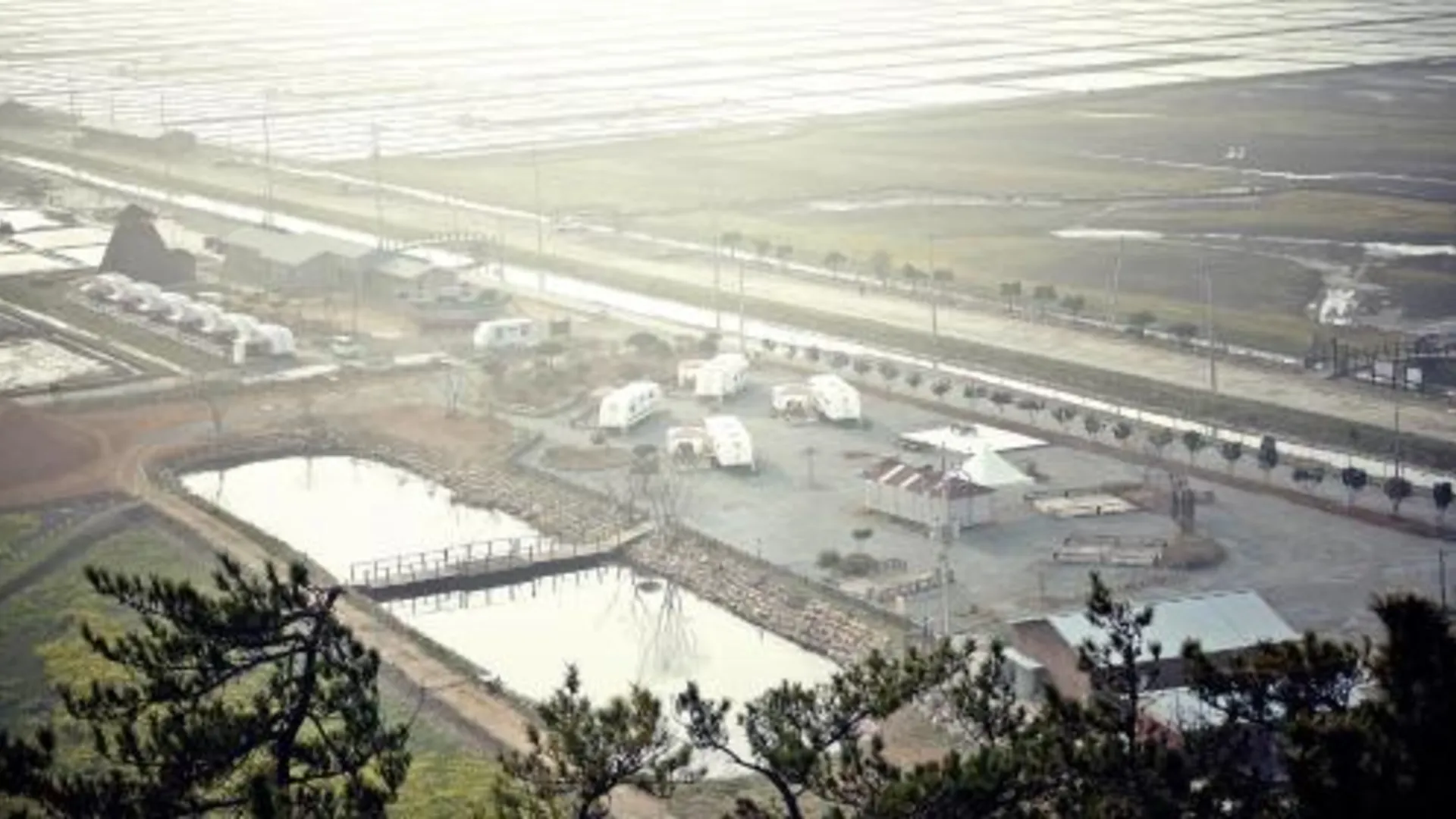 신안군 신안 천일염힐링캠프 카라반 2성급 게스트하우스 수영장