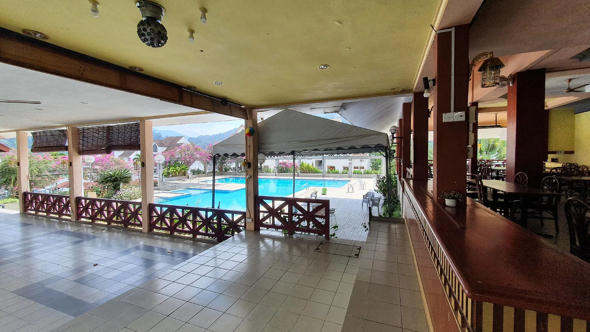 캄풍 부킷 팅기 캄풍 부킷 팅기의 아파트먼트 (47m², 침실 1개, 프라이빗 욕실 1개) 1성급 싱글룸 외관