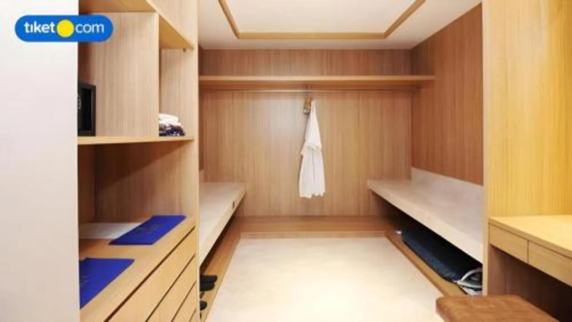 마카사르 더 린라 4성급 호텔 전망