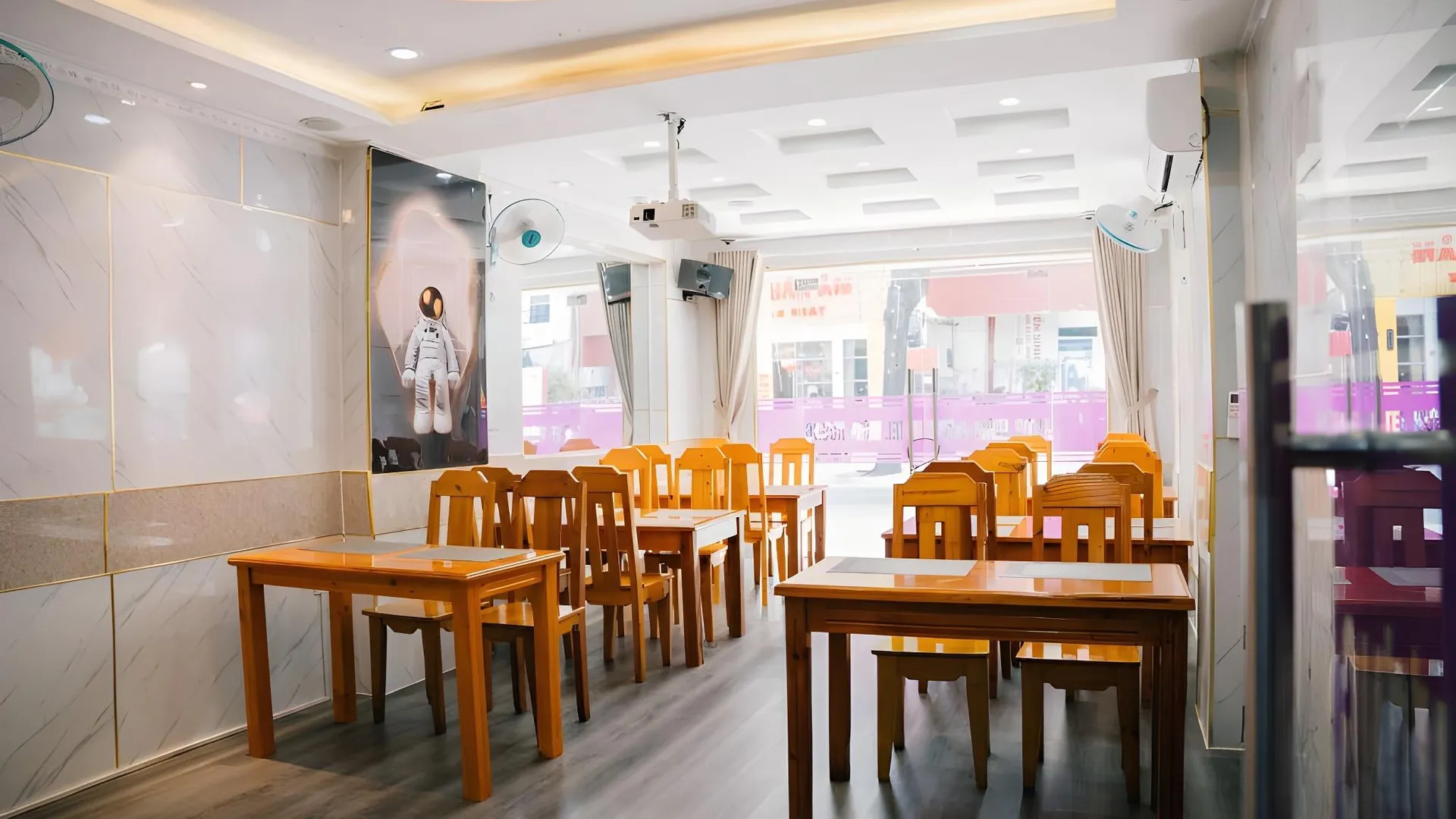 호치민 훙 후옹 호텔 1성급 호텔 전망