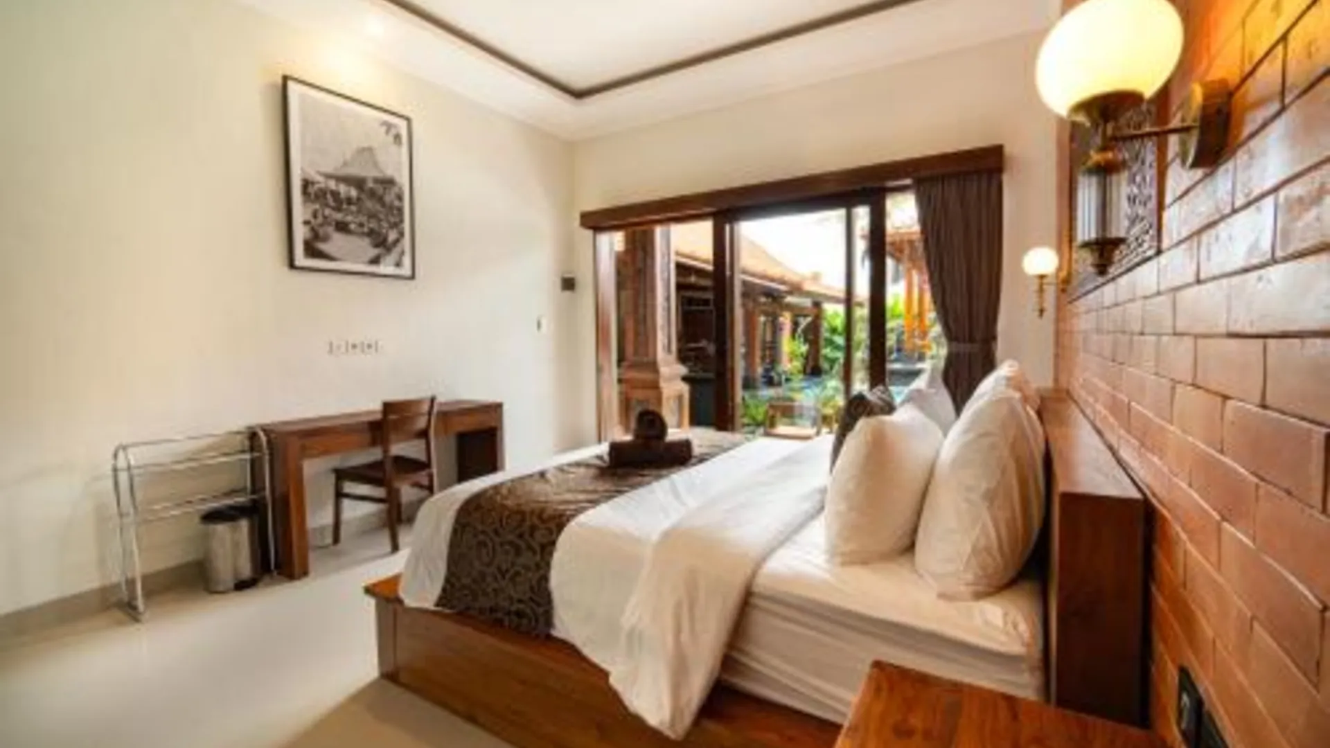 발리 Pendopo Canggu Village 3성급 호텔 스위트룸