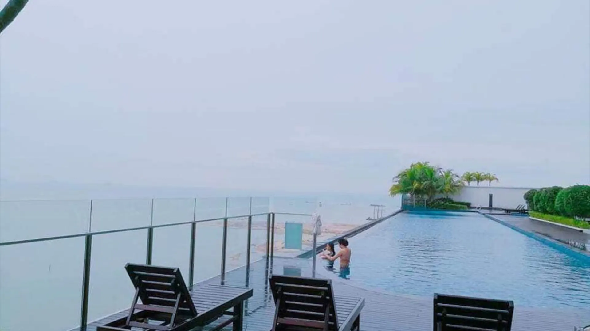 말라카 멜라카 라야의 프라이빗 하우스 (1018m², 침실 3개, 프라이빗 욕실 3개) 2성급 싱글룸 수영장