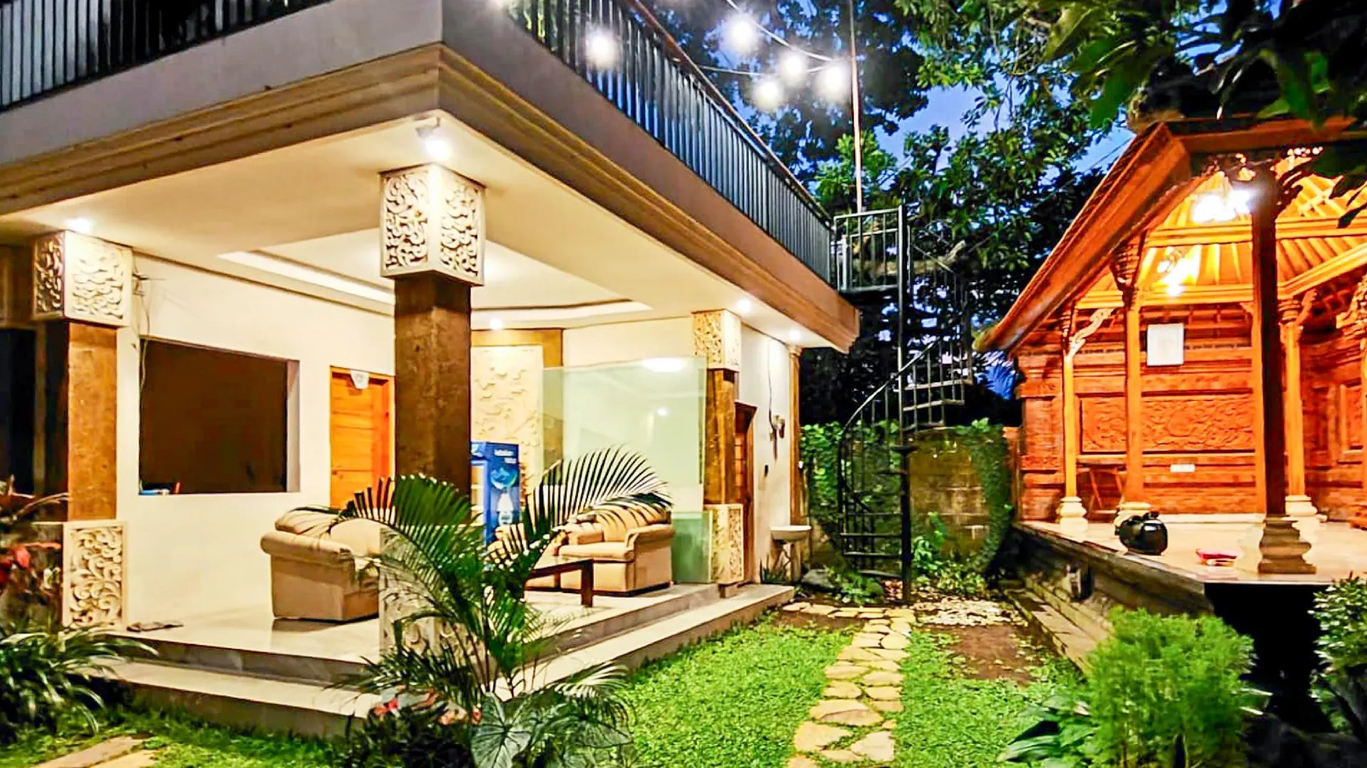 발리 푸리 아비안 아리 빌라 바이 더 라바나 4성급 호텔 외관