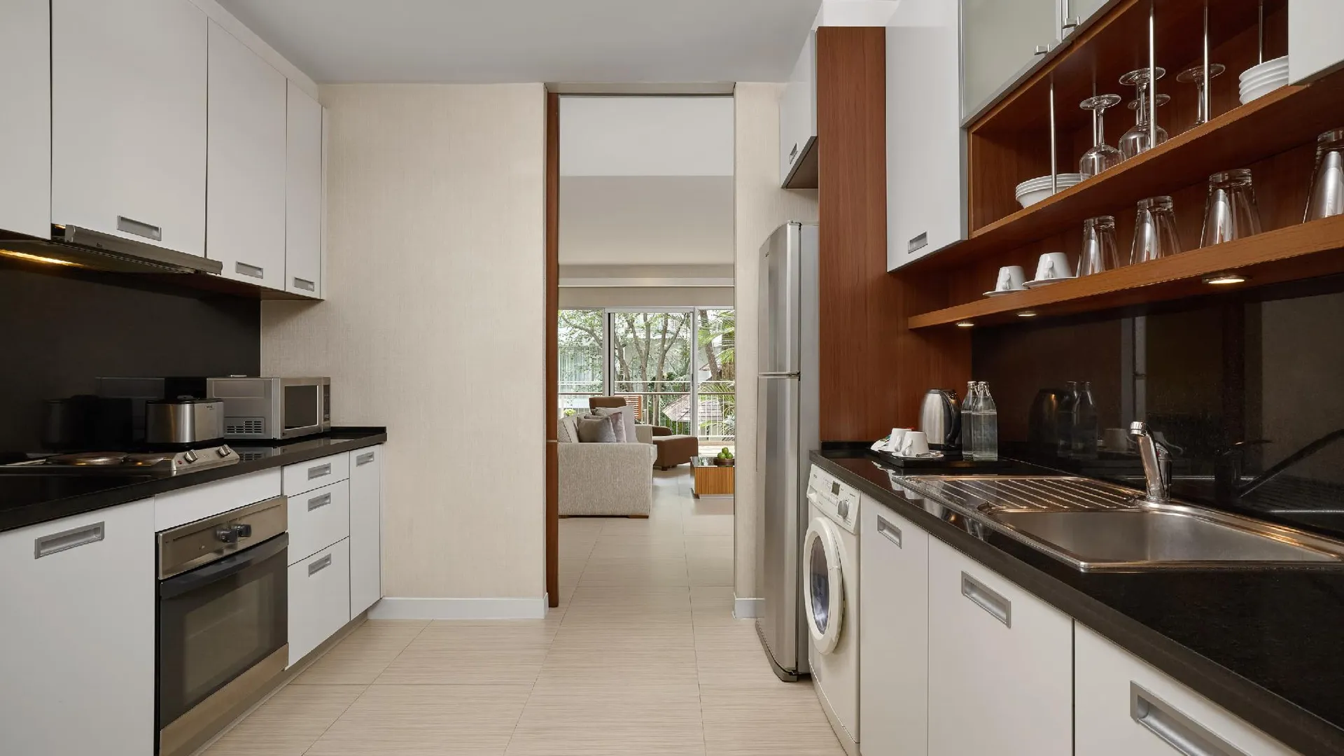 방콕 더 파크 나인 호텔 스리나카린 (SHA Plus+) 4성급 호텔 수영장