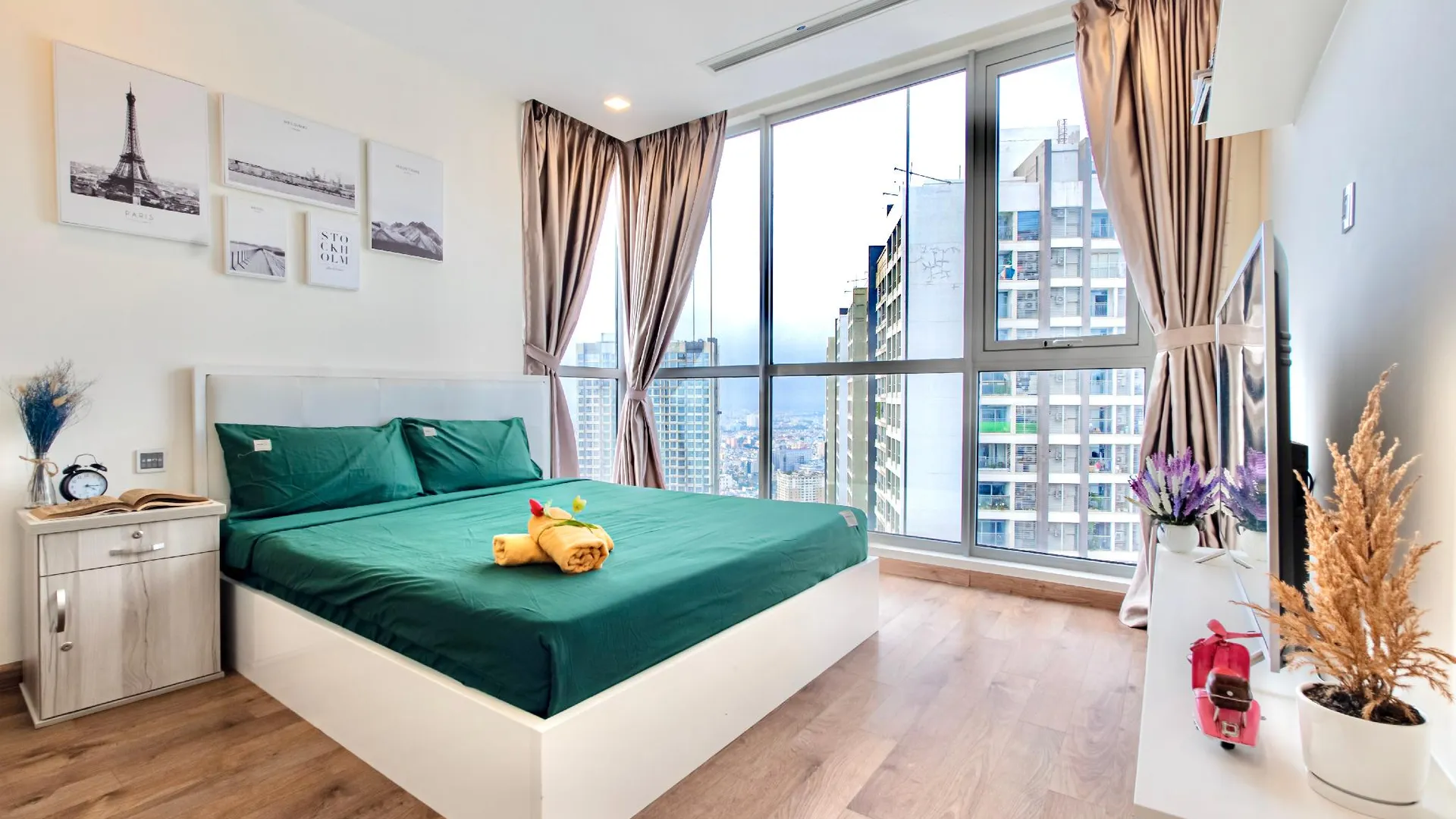 호치민 더 렉싱턴 스위트, 빈홈즈 센트럴 파크 앤 파라노믹뷰 3성급 게스트하우스 스위트룸