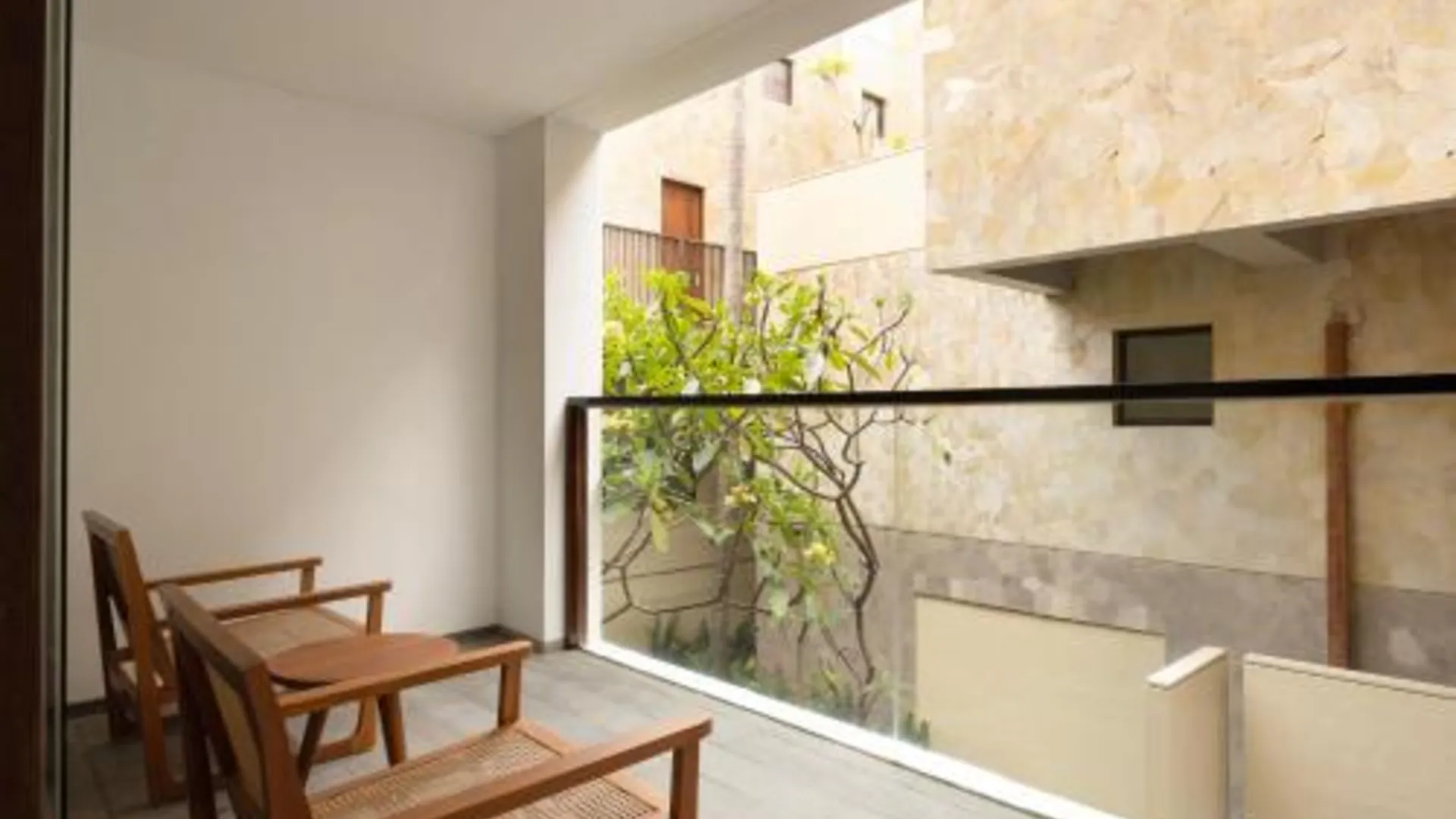 발리 디알로그 스미냑 4성급 호텔 전망