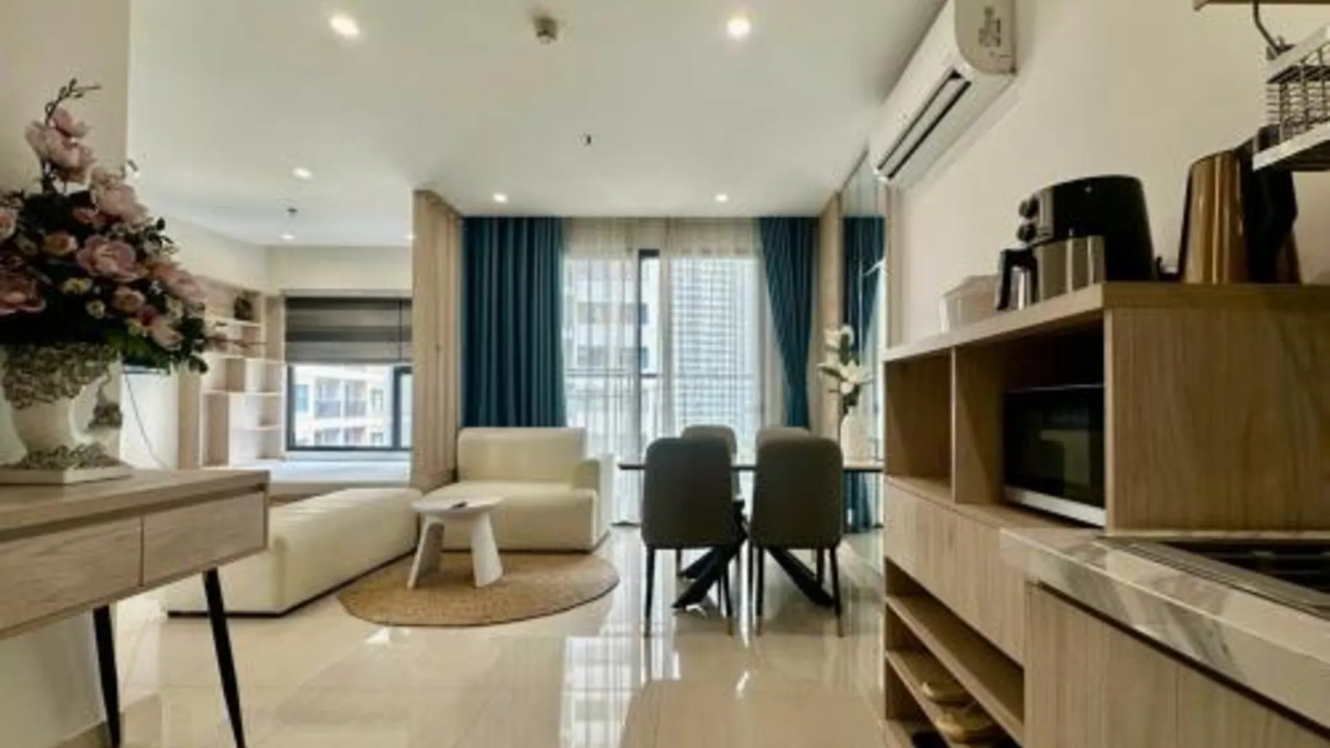 호치민 Shi House -Cozy 2BR, S1001 Beautiful Vinhomes Q9 4성급 싱글룸 스위트룸