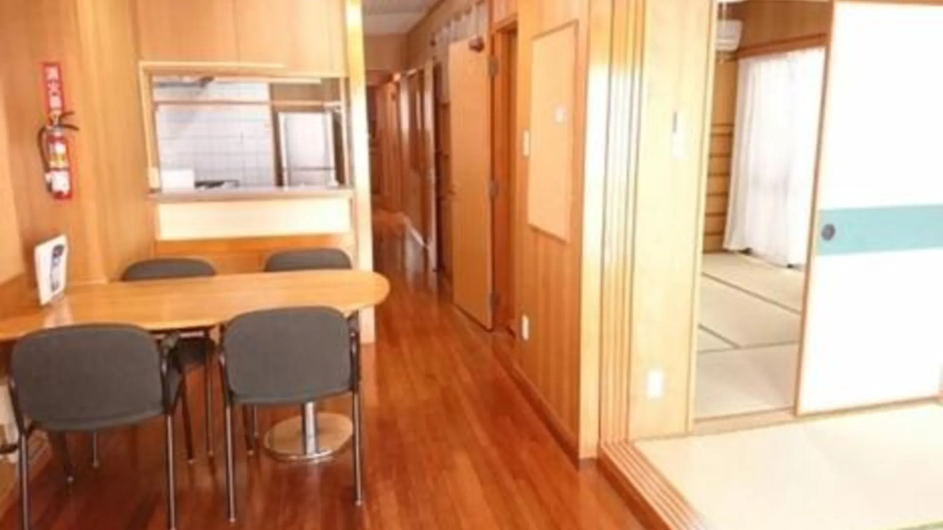 오키나와 본섬 코쿠사이 타운 인 1성급 호텔 부대시설