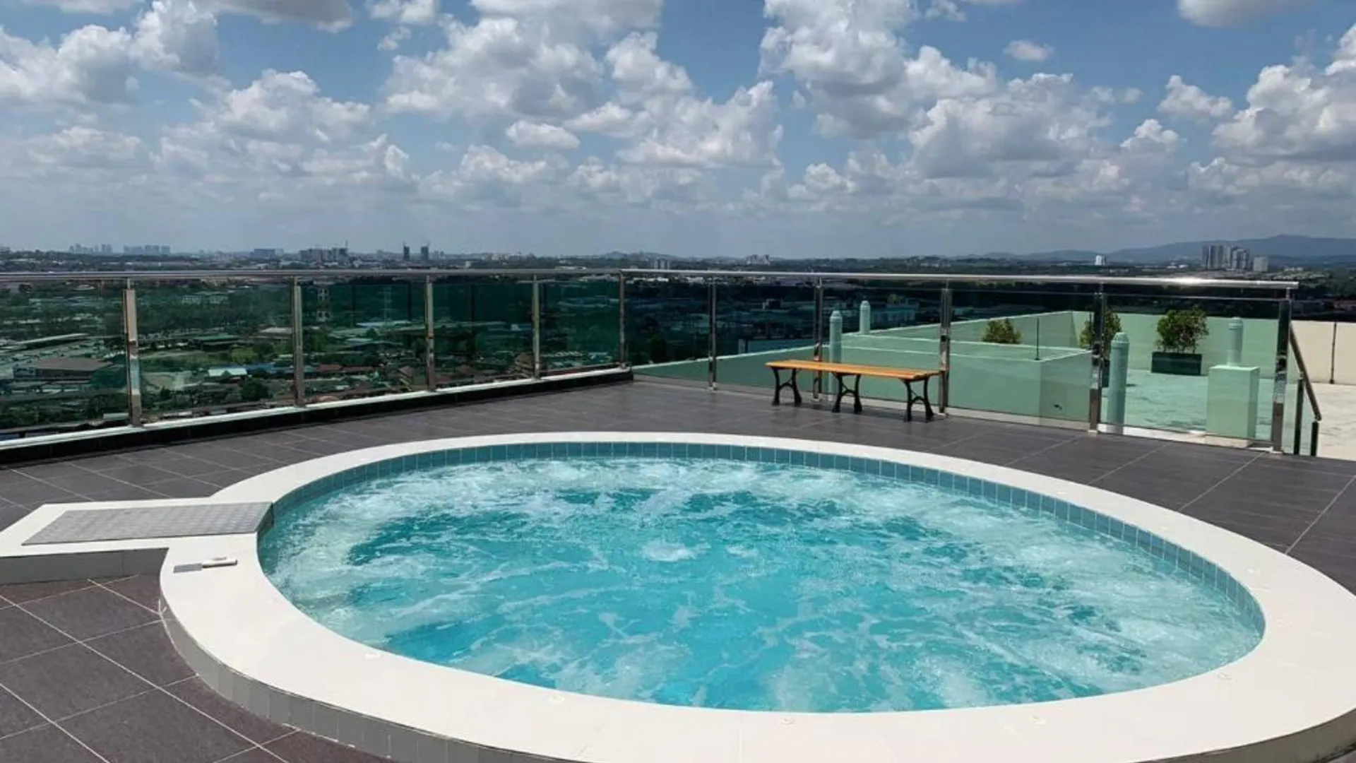 조호바루 / 조호르바루 테브라우의 아파트먼트 (1058m², 침실 2개, 프라이빗 욕실 3개) 4성급 싱글룸 부대시설